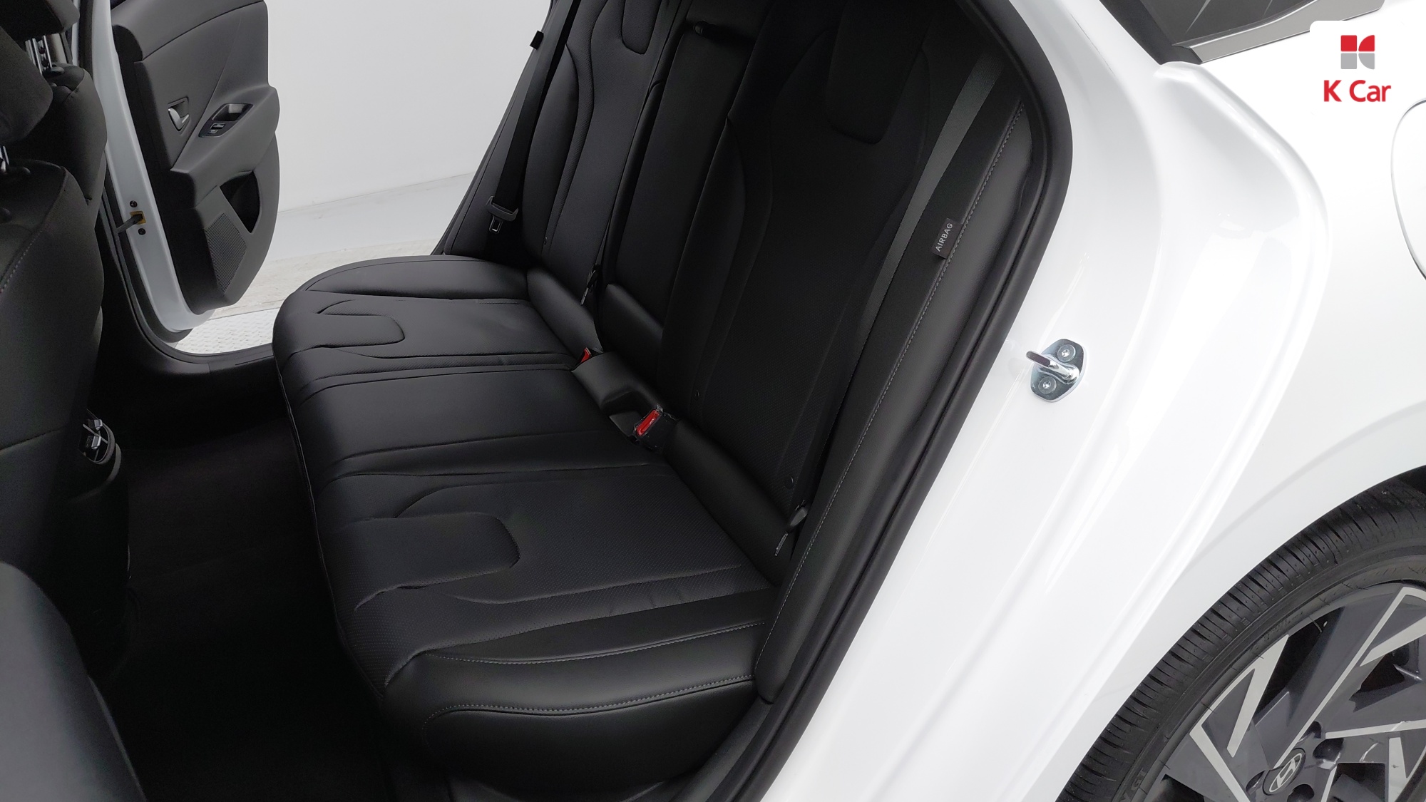 Hyundai Avante бензин 1.6 Inspiration, миниатюра 5