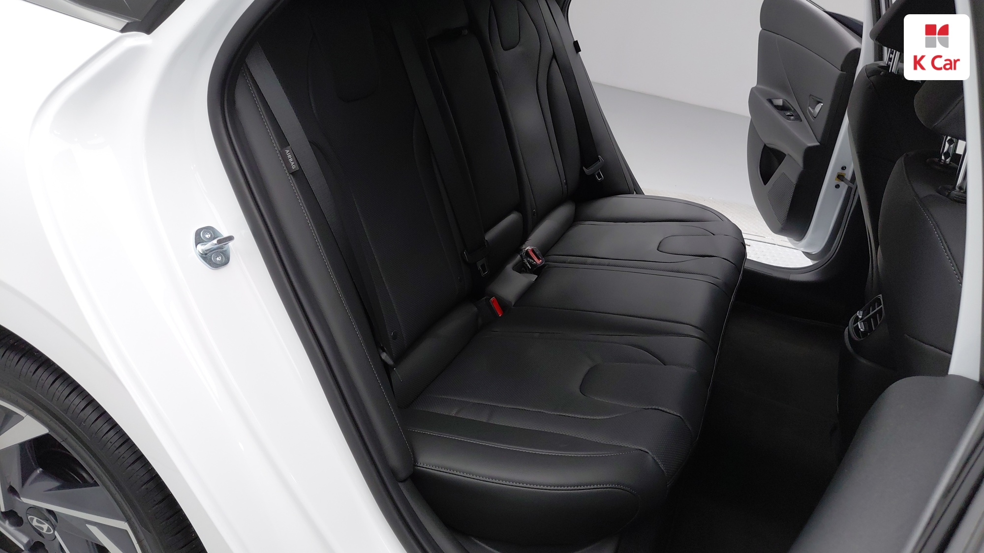 Hyundai Avante бензин 1.6 Inspiration, миниатюра 6