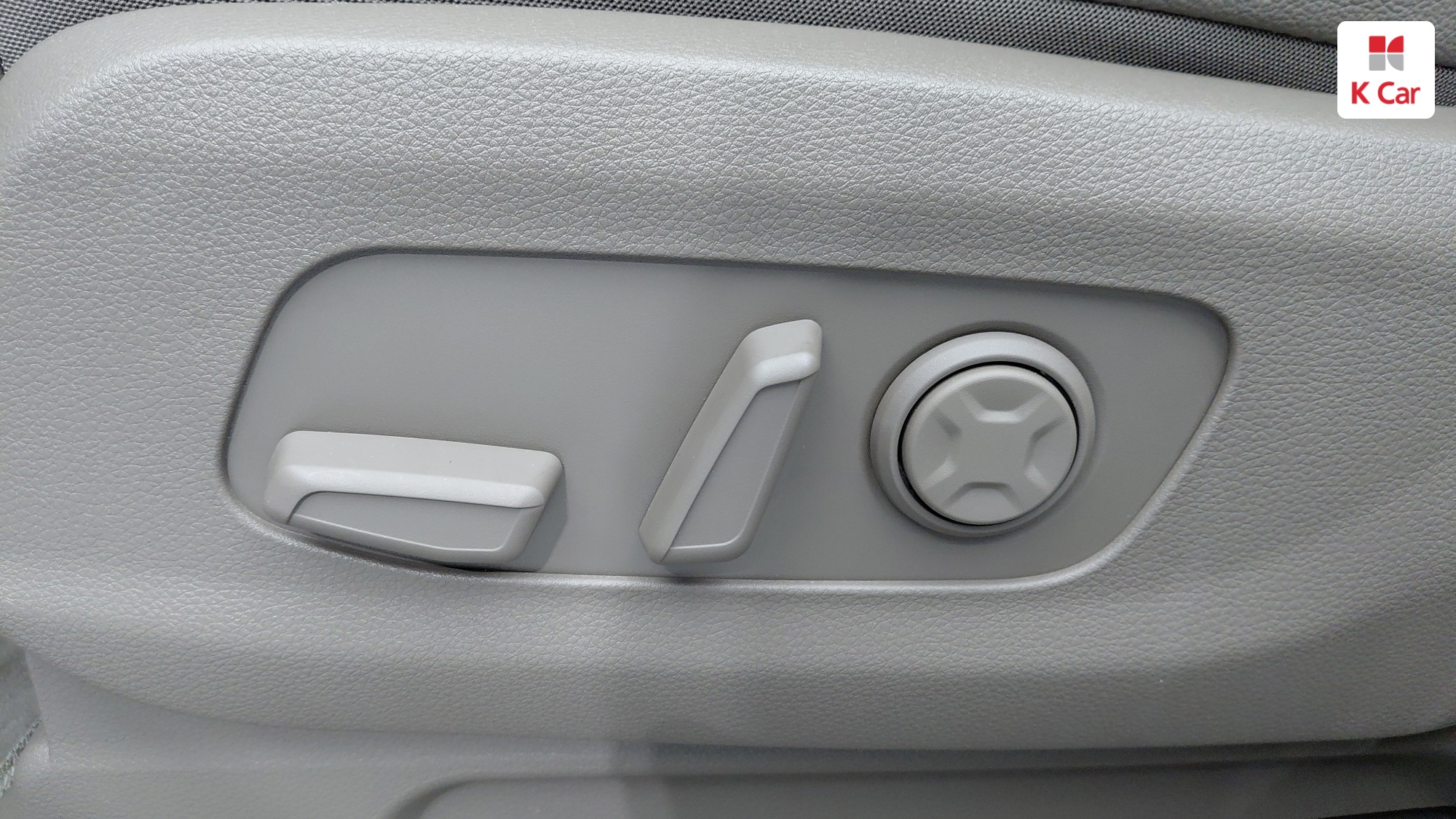 Kia Carnival бензин 3.5 (7 мест), миниатюра 29
