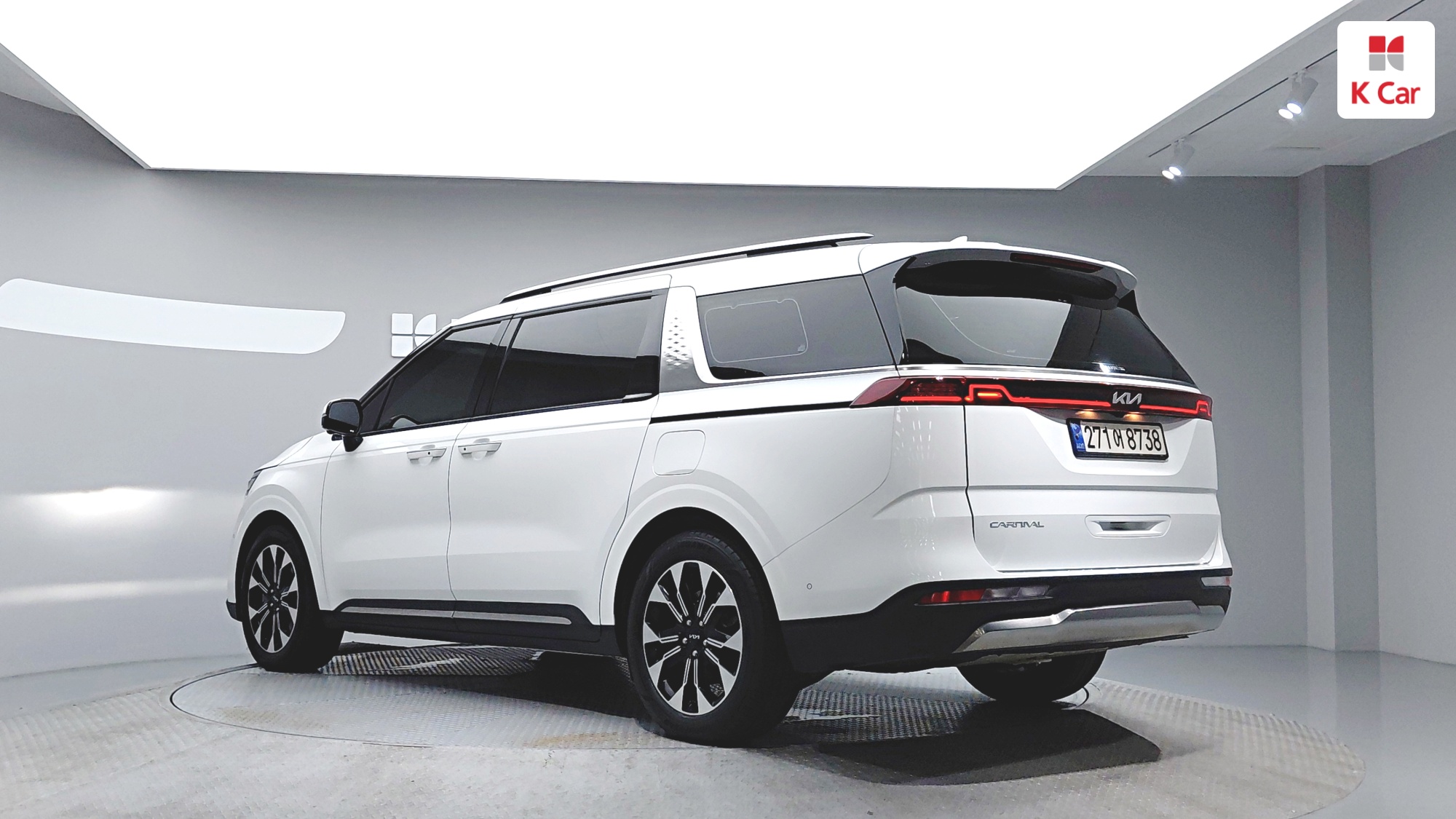 Kia Carnival бензин 3.5 (7 мест), миниатюра 4