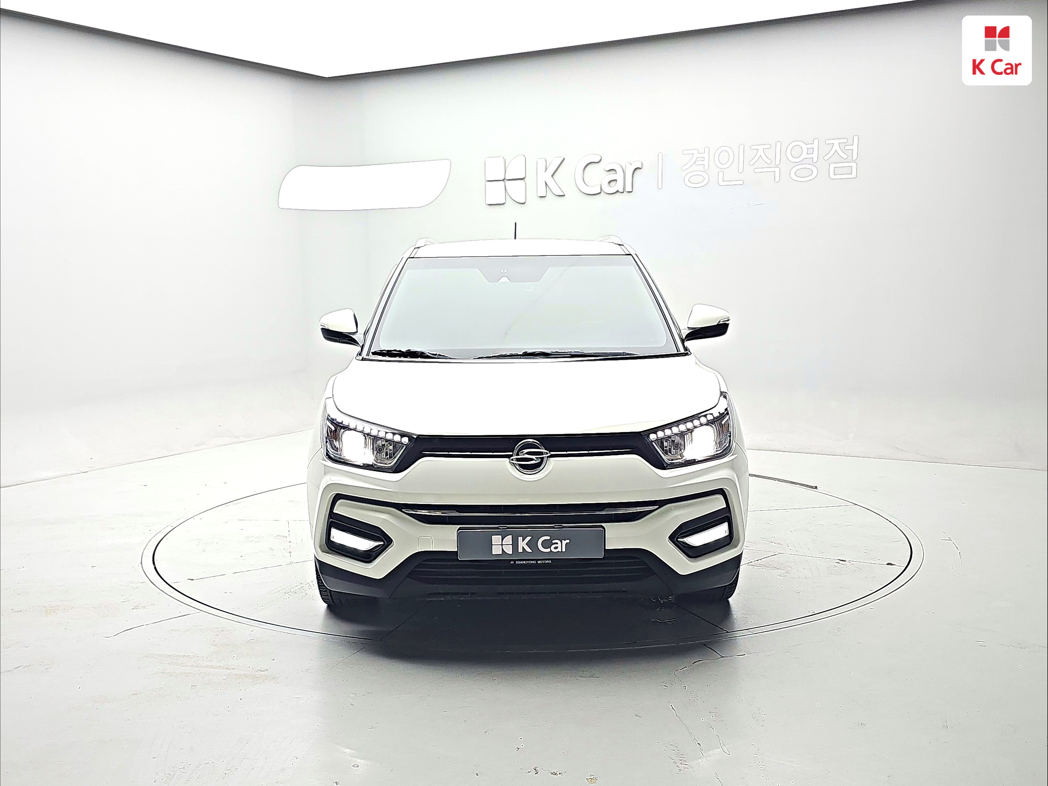 KG MOBILITY(SSANGYONG) Tivoli Armour 1.6 Gasoline 4WD