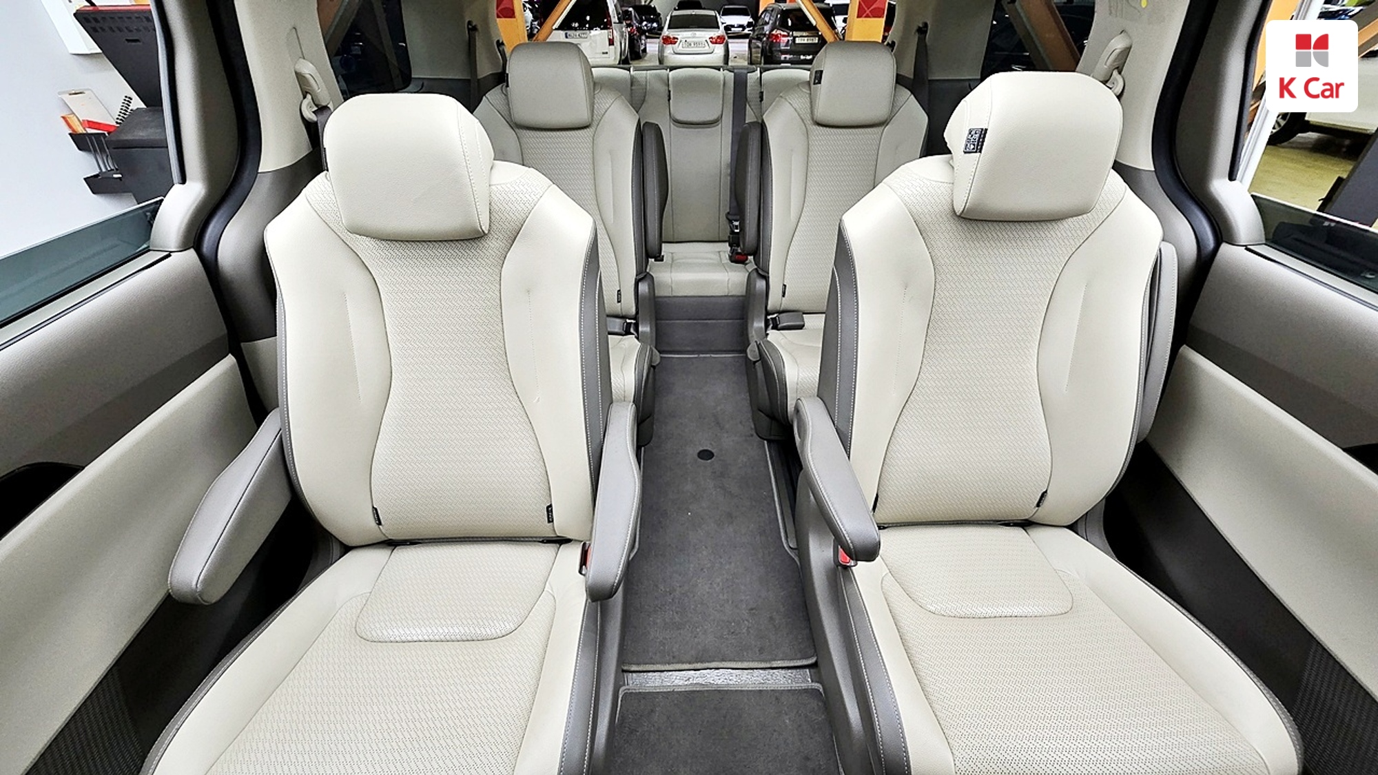 Kia Carnival дизель 2.2 (9 мест), миниатюра 7