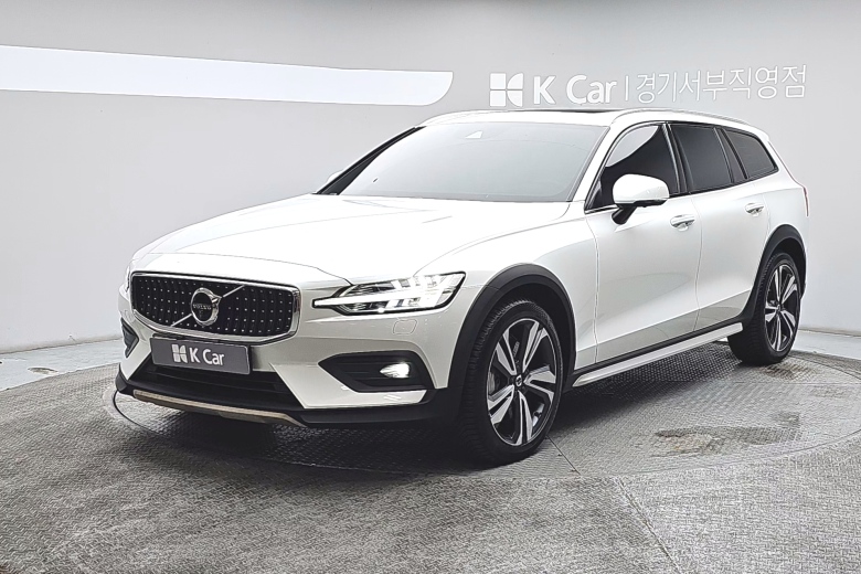 Volvo V60 бензин 4WD B5 AWD
