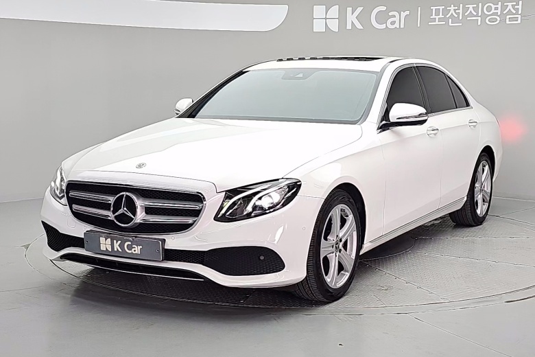 벤츠 E-클래스 W213 E200 아방가르드