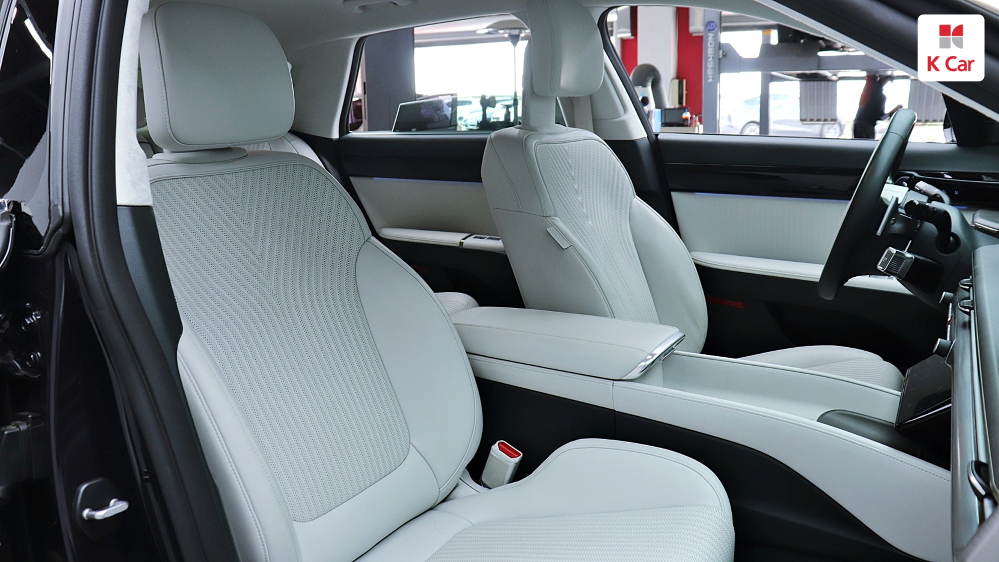 Hyundai Grandeur бензин 3.5 2WD Calligraphy, миниатюра 12
