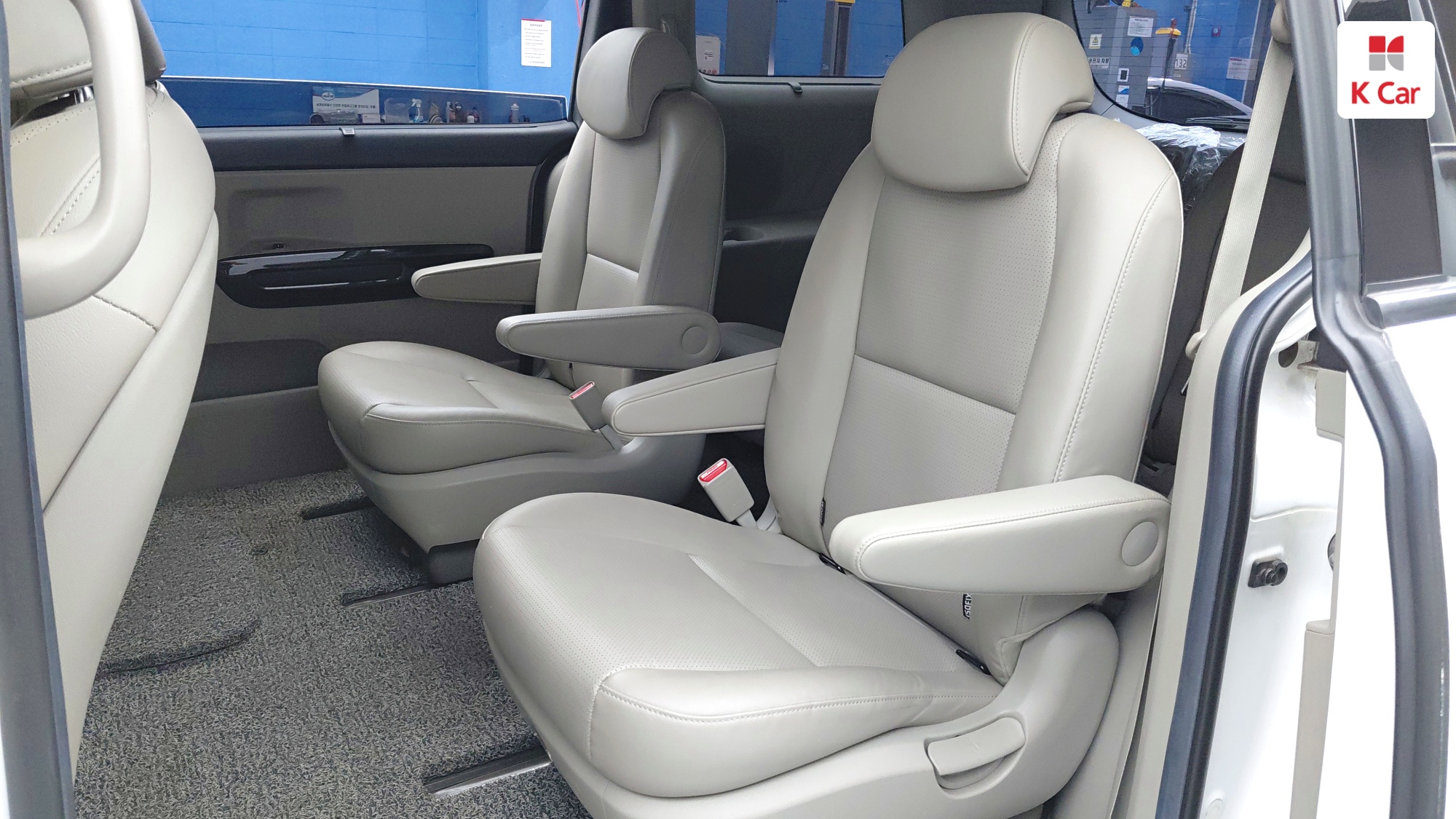Kia Carnival 9 мест Prestige, миниатюра 3