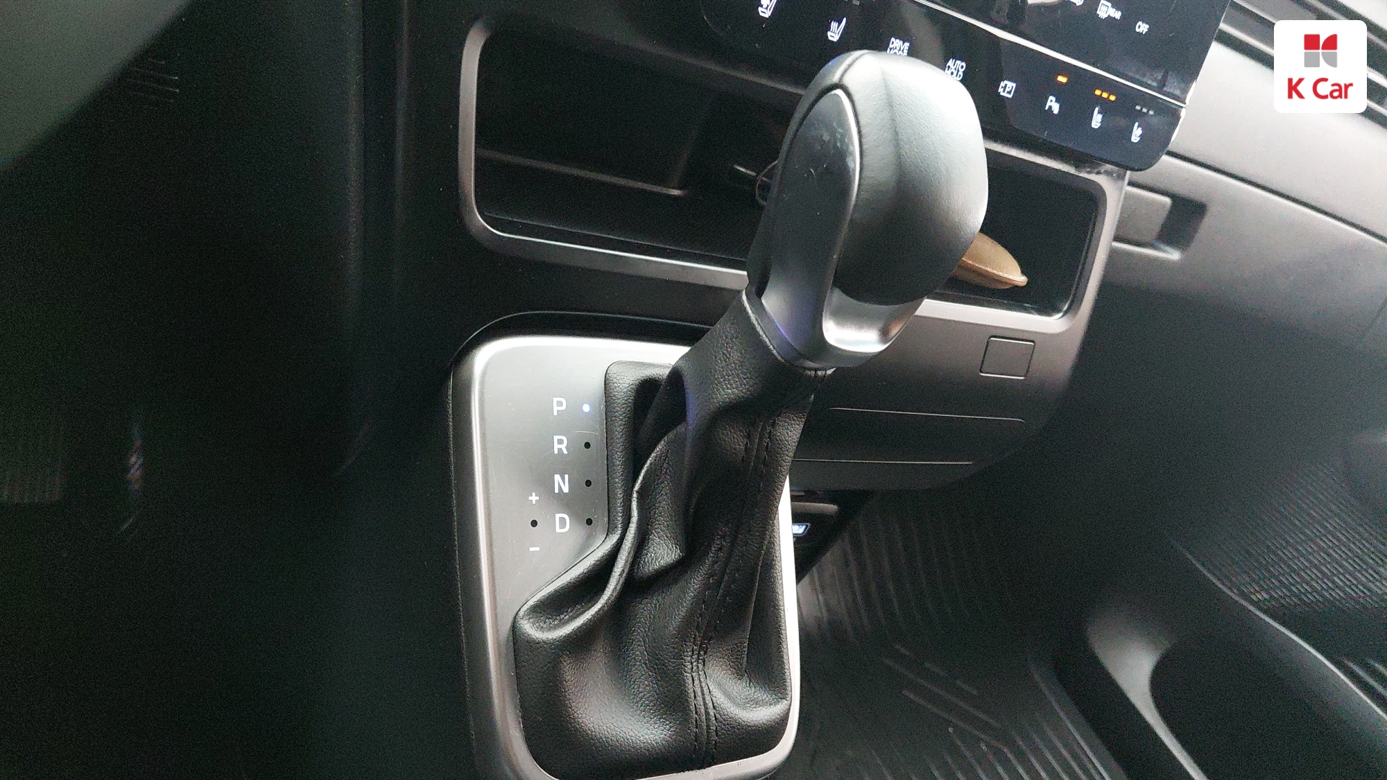 Hyundai Staria дизель 2.2 3 мест Modern, миниатюра 17