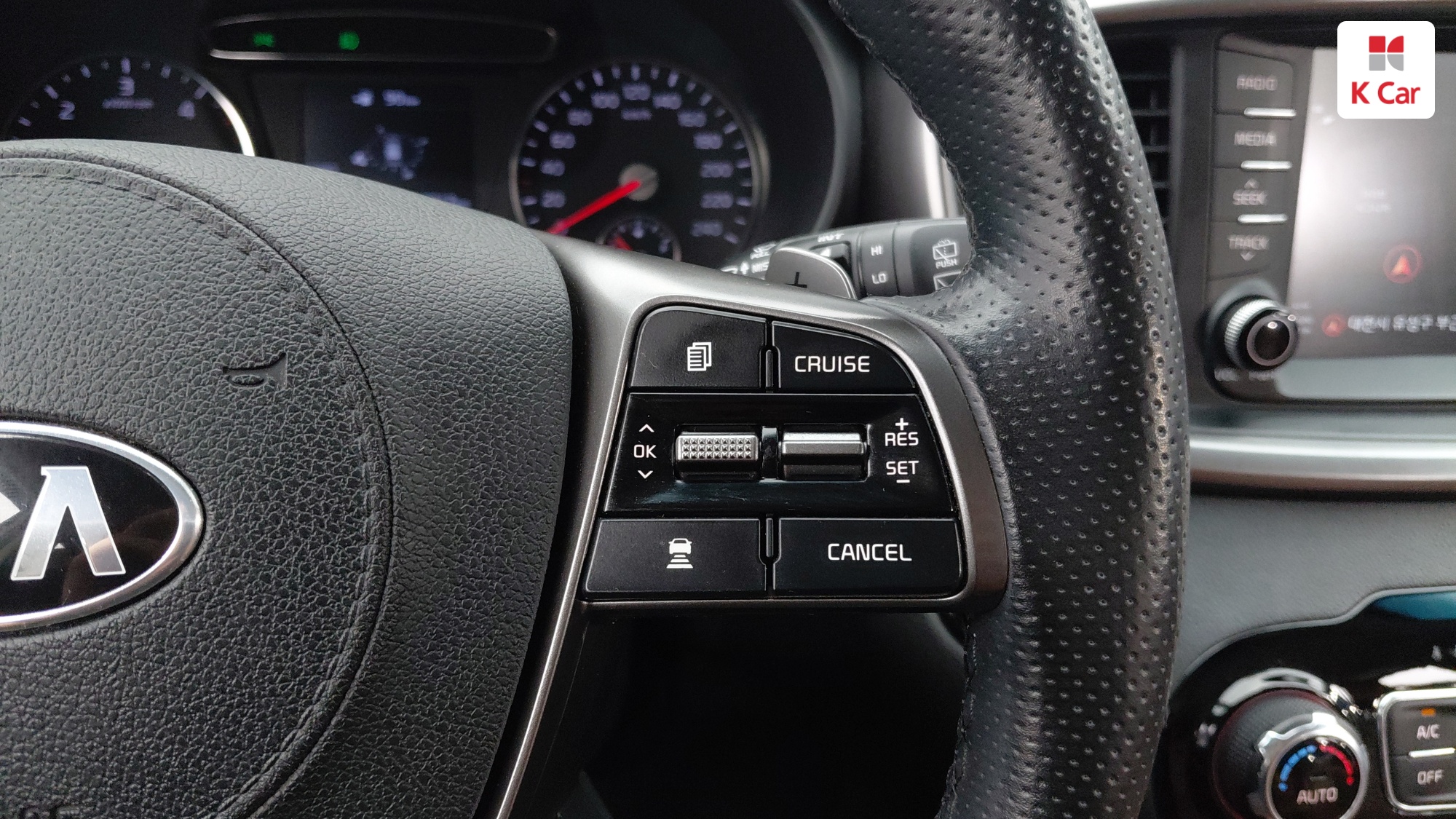 Kia Sorento дизель 2.0 2WD, миниатюра 13