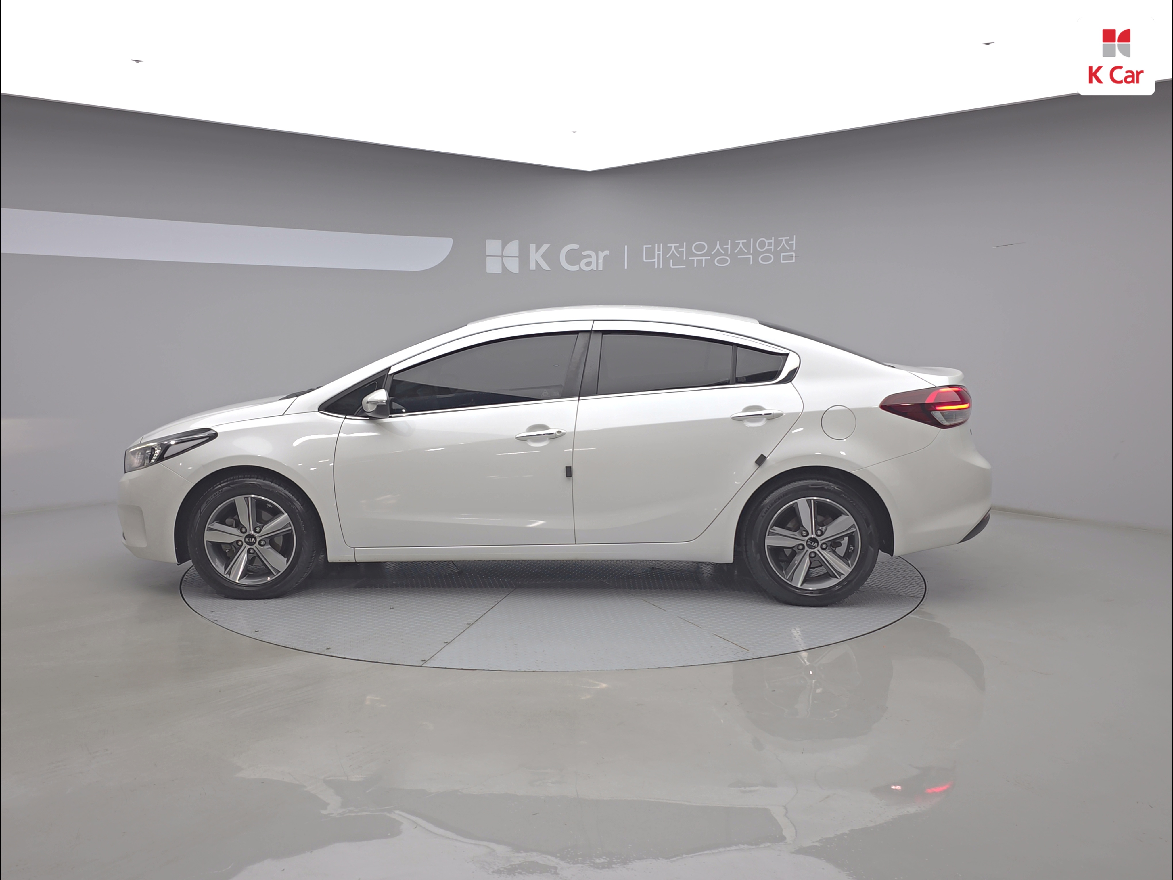 KIA The New K3 1.6 GDI