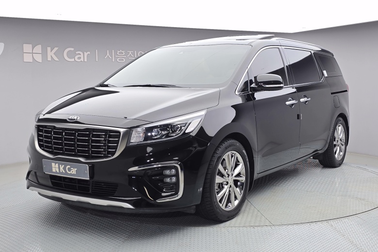 Kia Carnival 9 мест Prestige