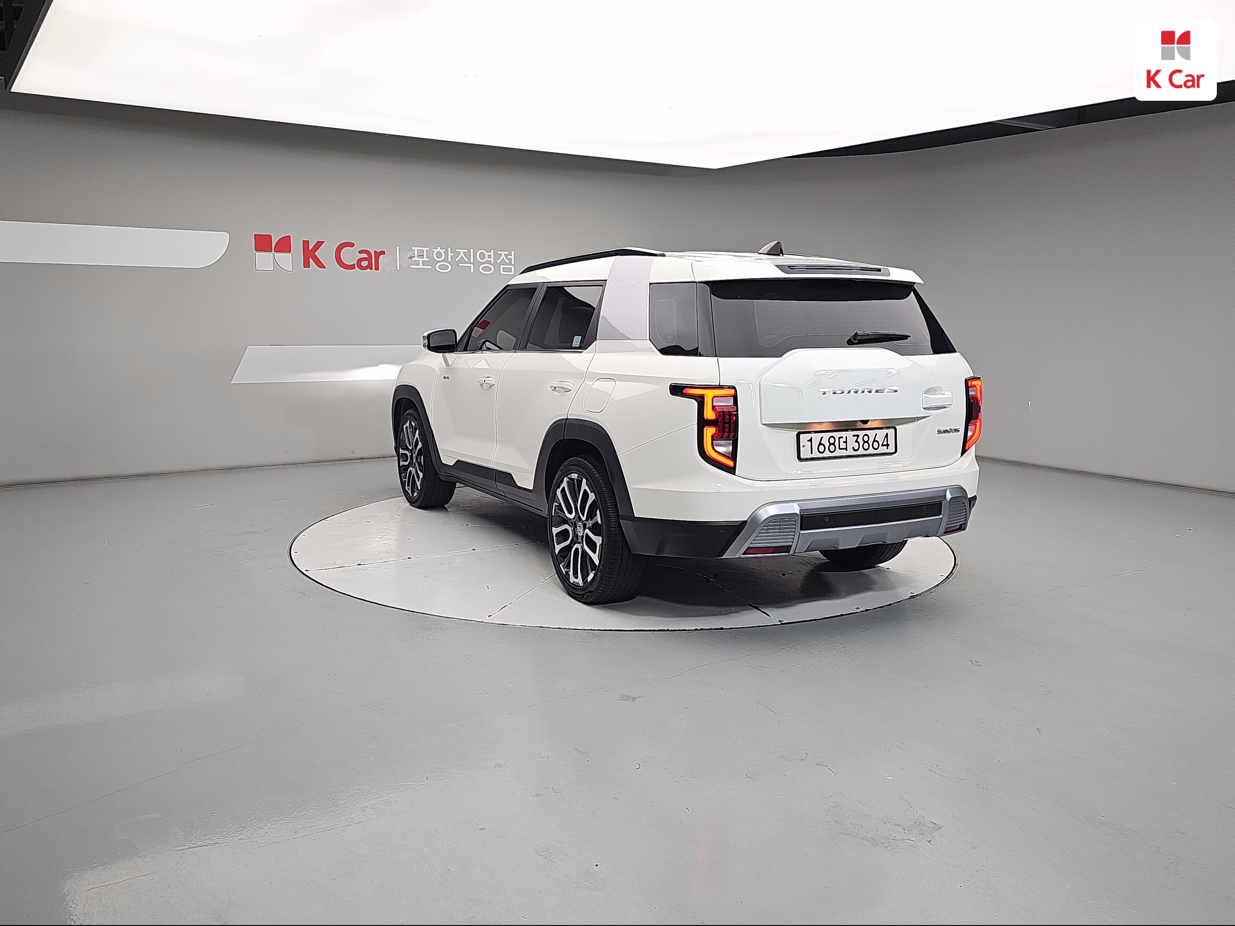 KGM 토레스 가솔린 1.5 4WD T7