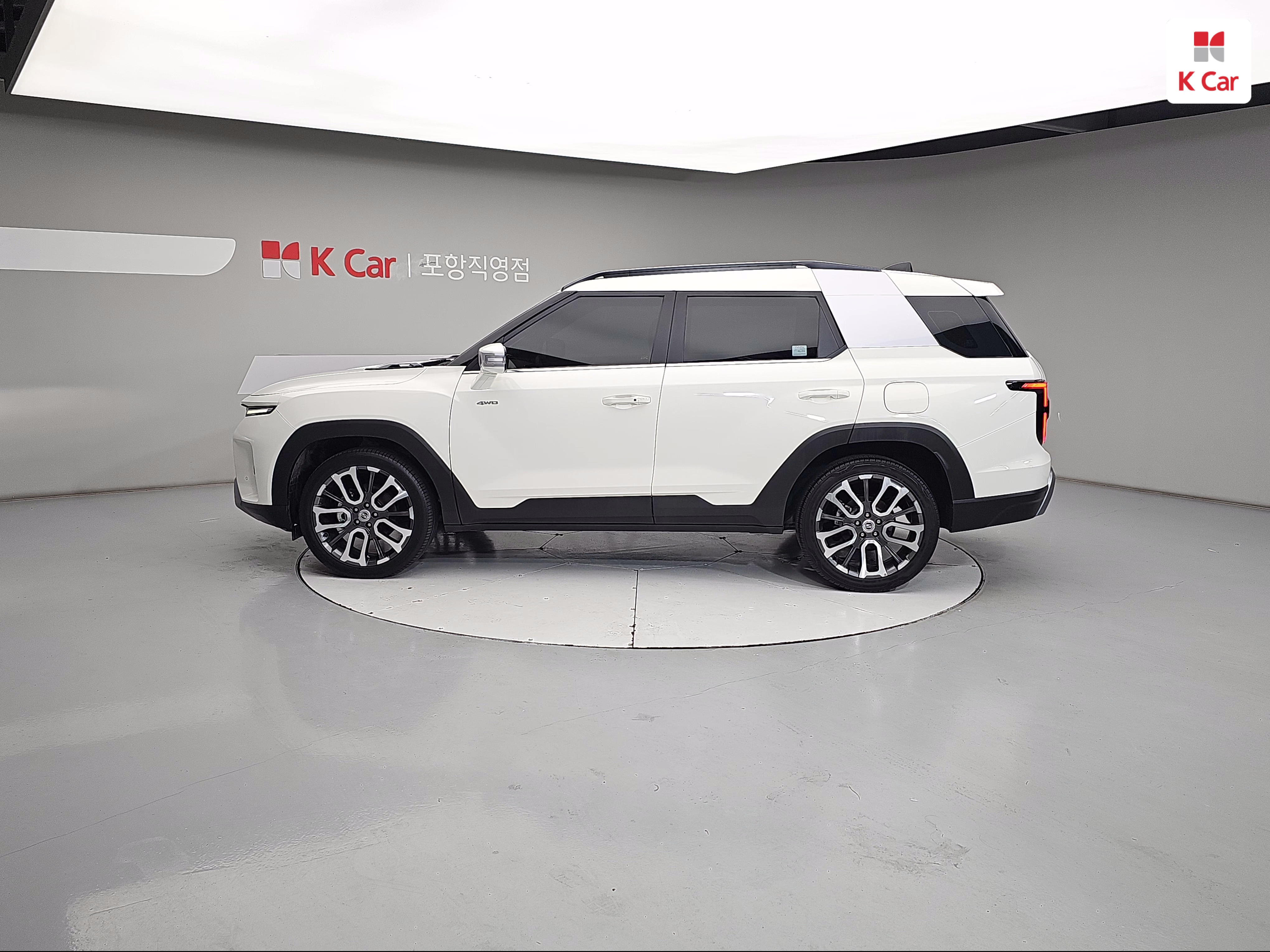 KGM 토레스 가솔린 1.5 4WD T7