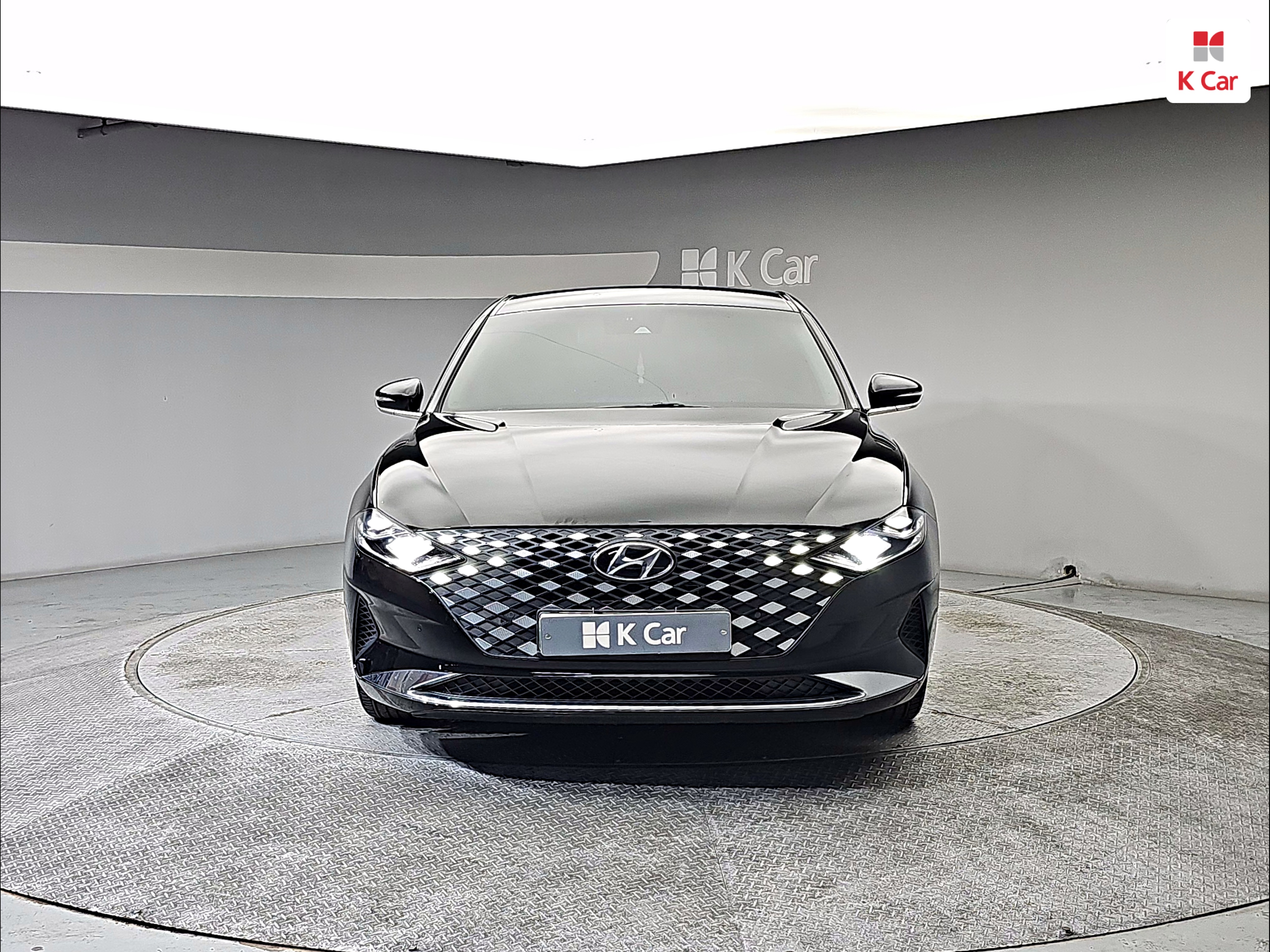 HYUNDAI The New Grandeur IG LPi 3.0