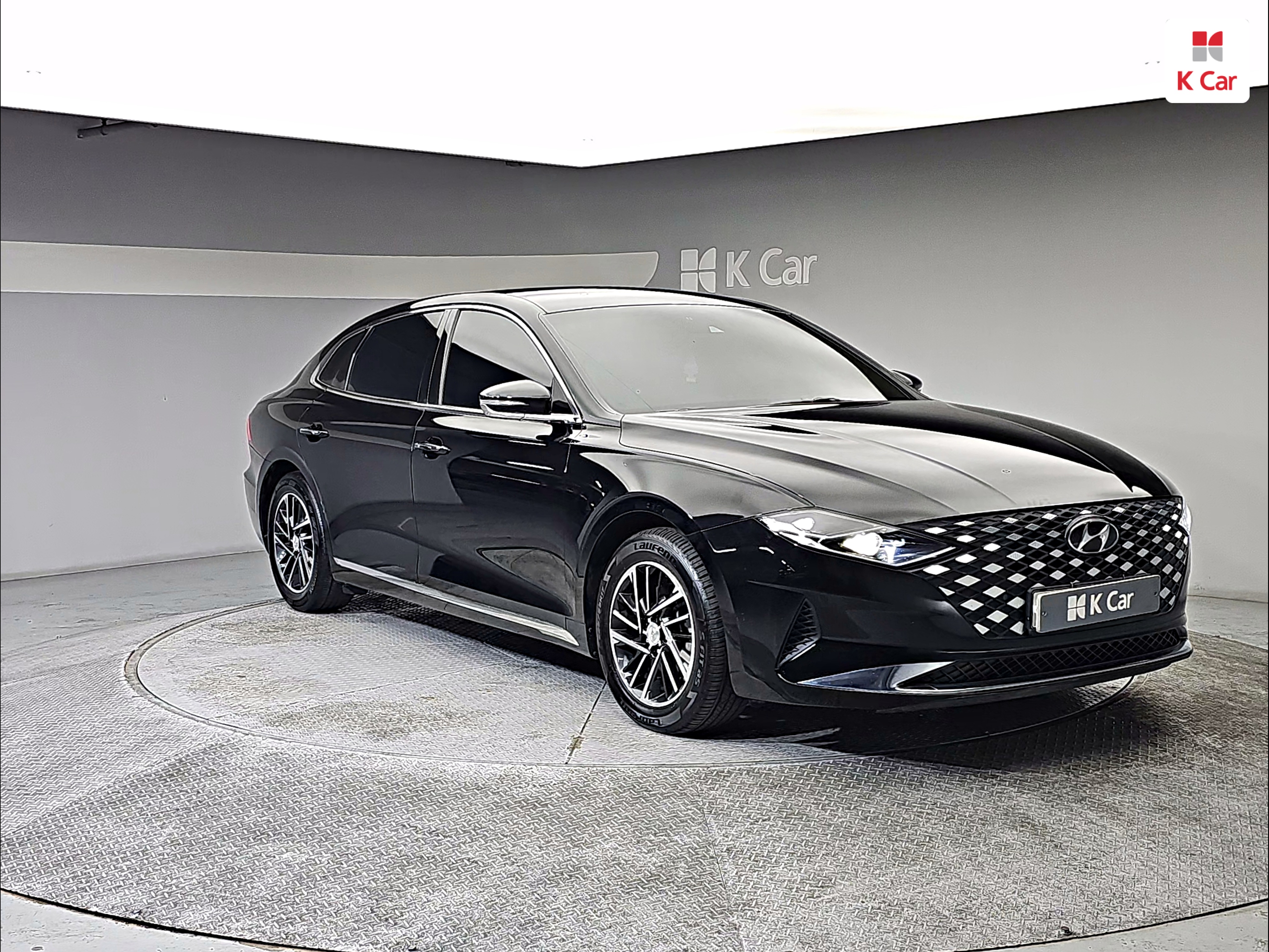 HYUNDAI The New Grandeur IG LPi 3.0