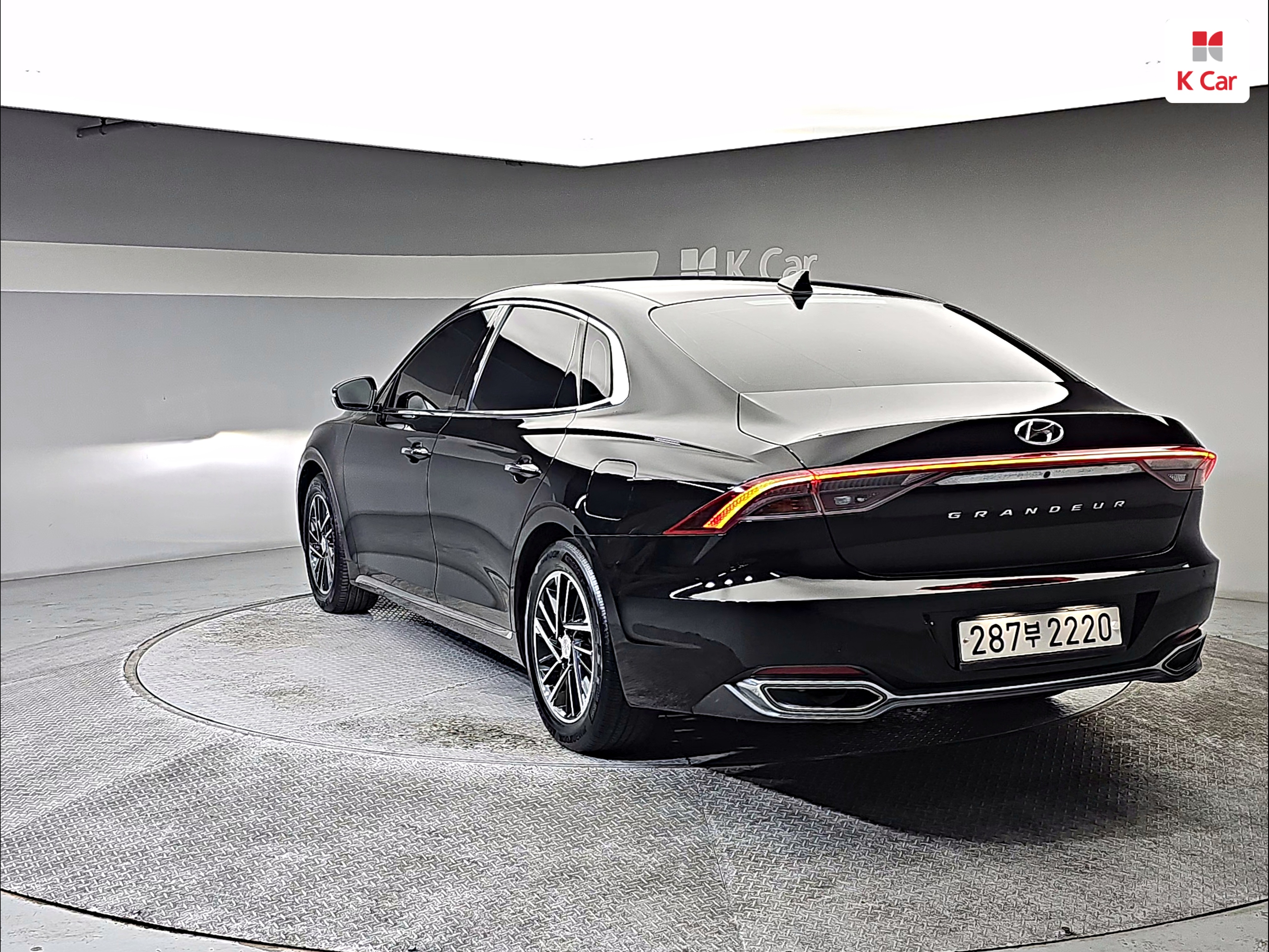 HYUNDAI The New Grandeur IG LPi 3.0