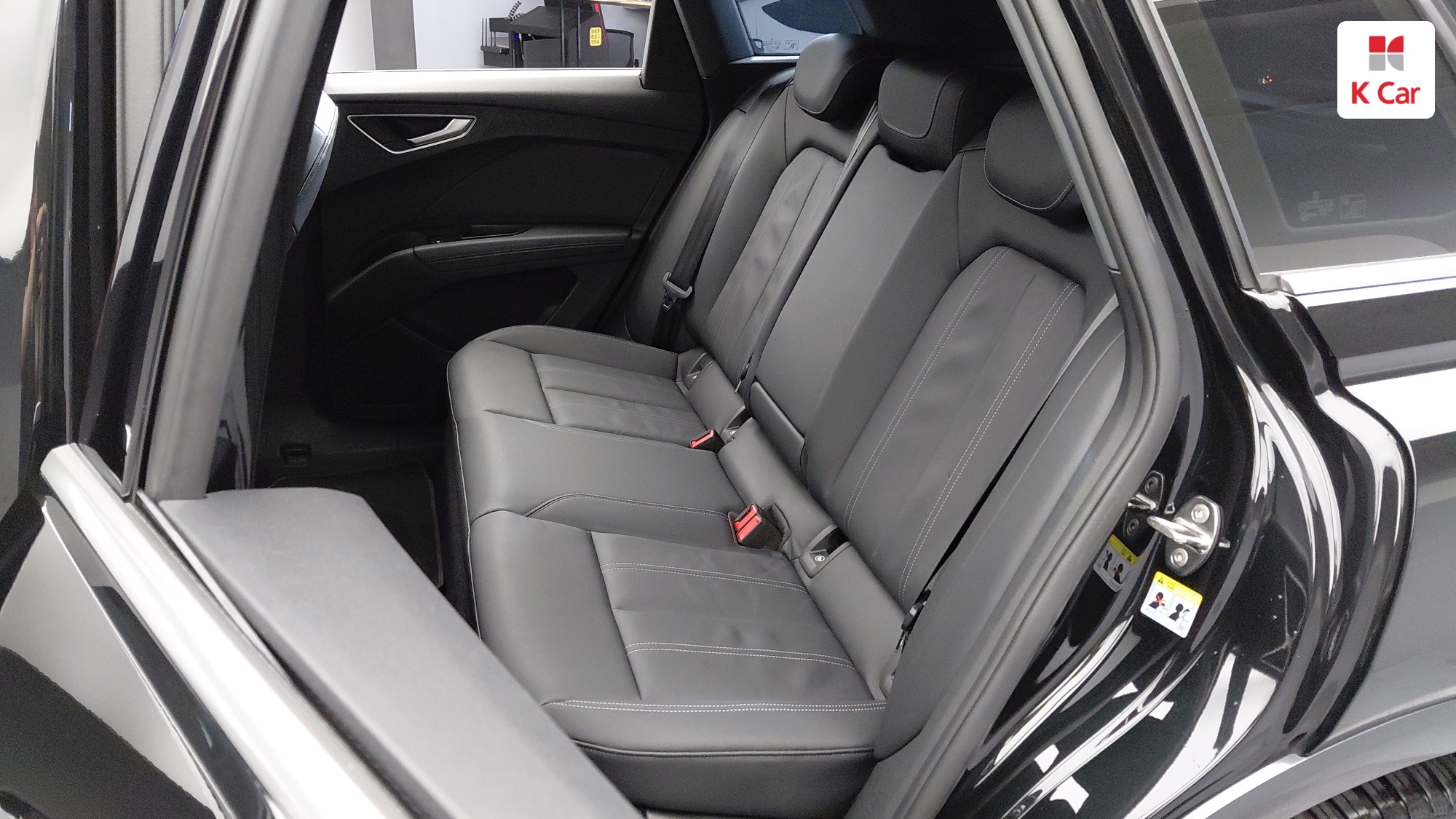 Audi Q4 40 Premium, миниатюра 14