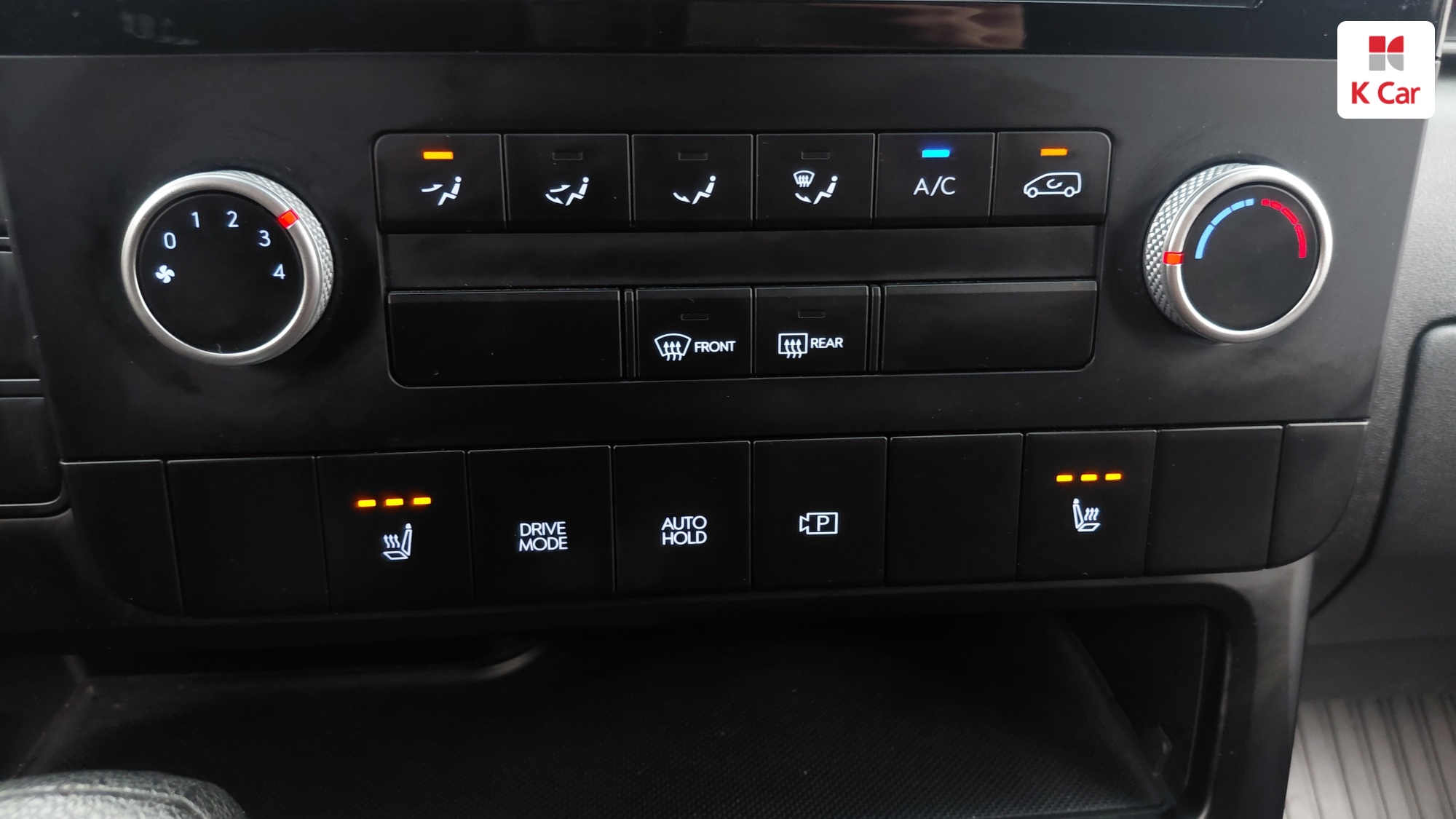 Hyundai Staria дизель 2.2 3 мест, миниатюра 16
