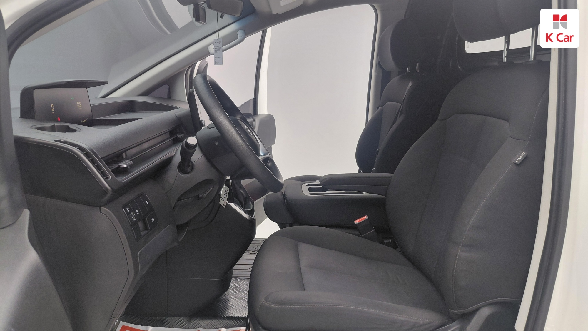 Hyundai Staria дизель 2.2 3 мест, миниатюра 4
