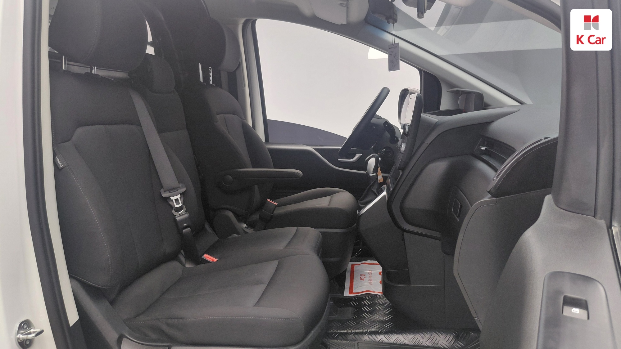Hyundai Staria дизель 2.2 3 мест, миниатюра 8