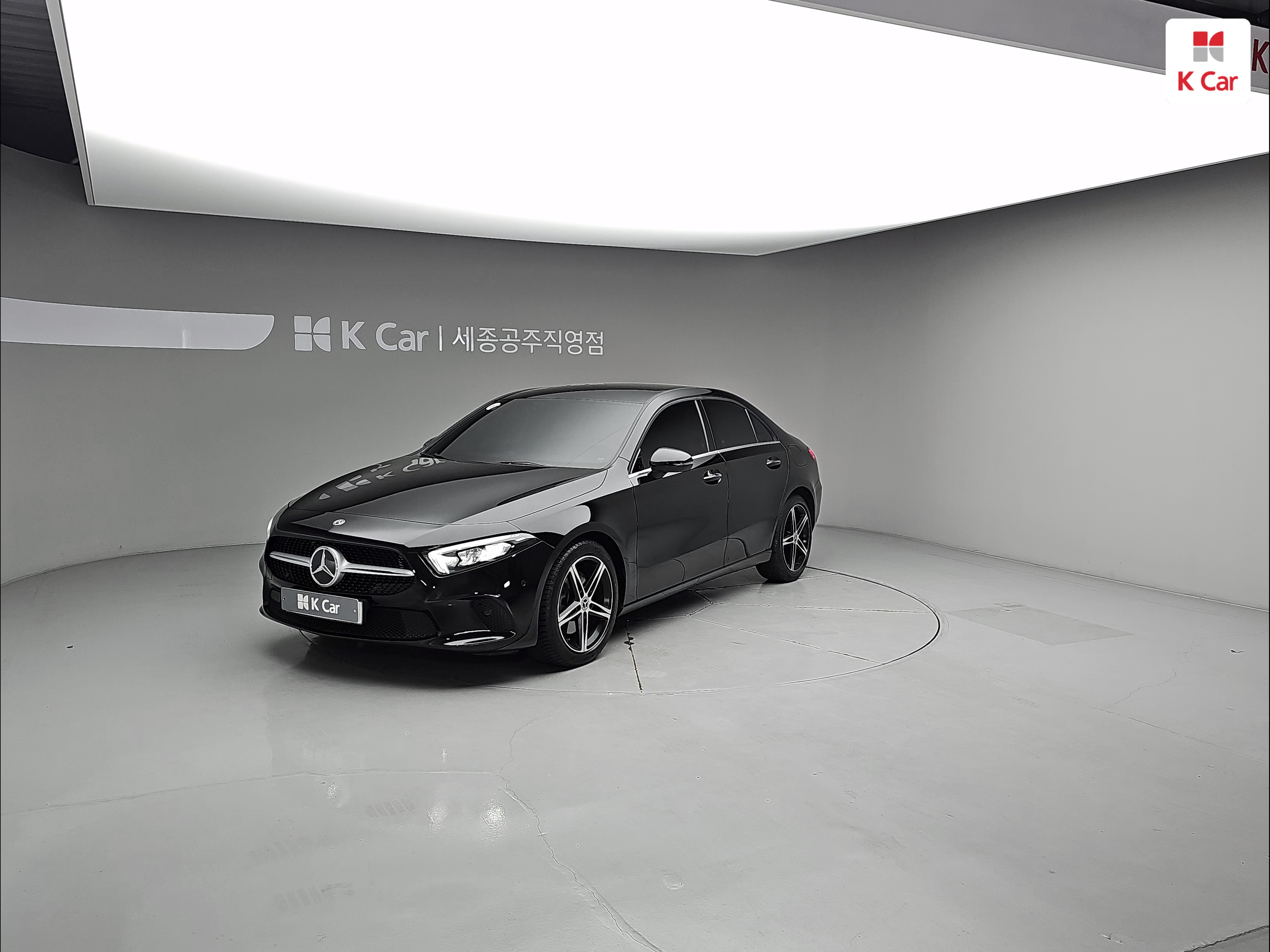 BENZ A-Class (4th Generation) A250 Sedan 4Matic