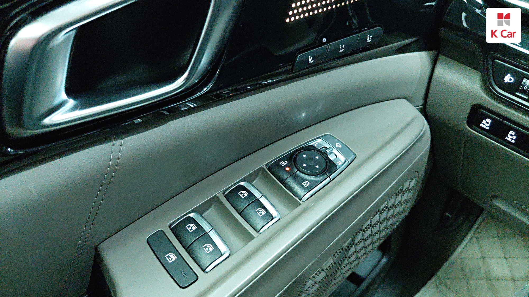 Kia Carnival бензин 3.5 9 мест Signature, миниатюра 13