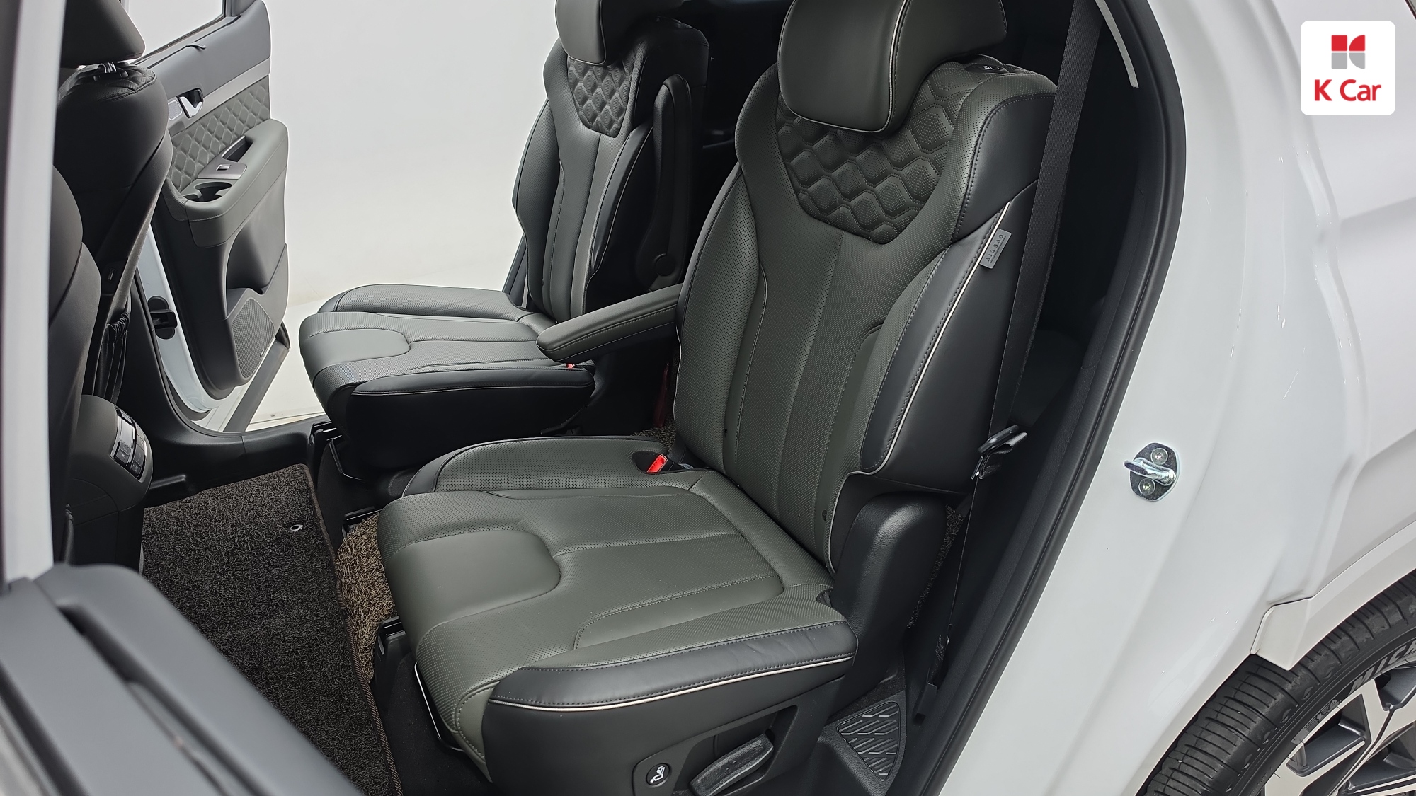 Hyundai Palisade дизель 2.2 4WD Calligraphy (7 мест), миниатюра 23