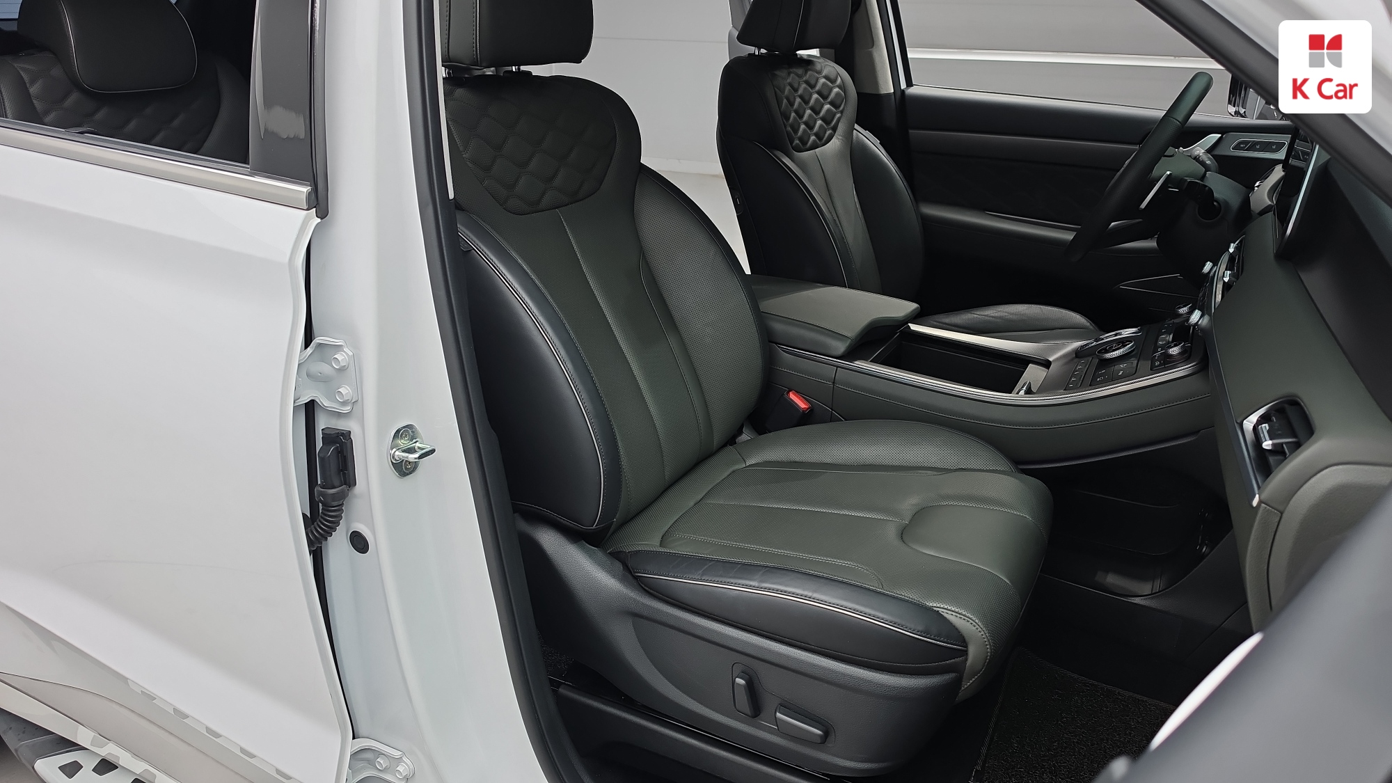 Hyundai Palisade дизель 2.2 4WD Calligraphy (7 мест), миниатюра 25