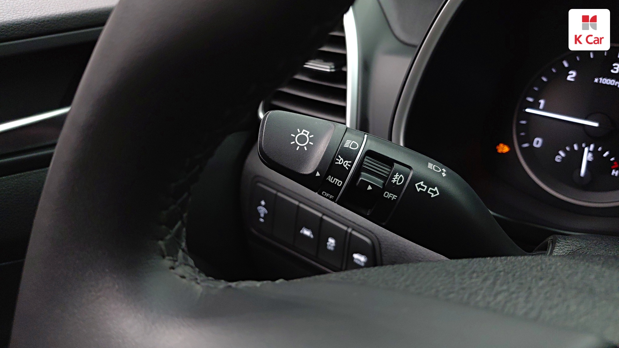 Hyundai TUCSON дизель 2.0 2WD, миниатюра 13