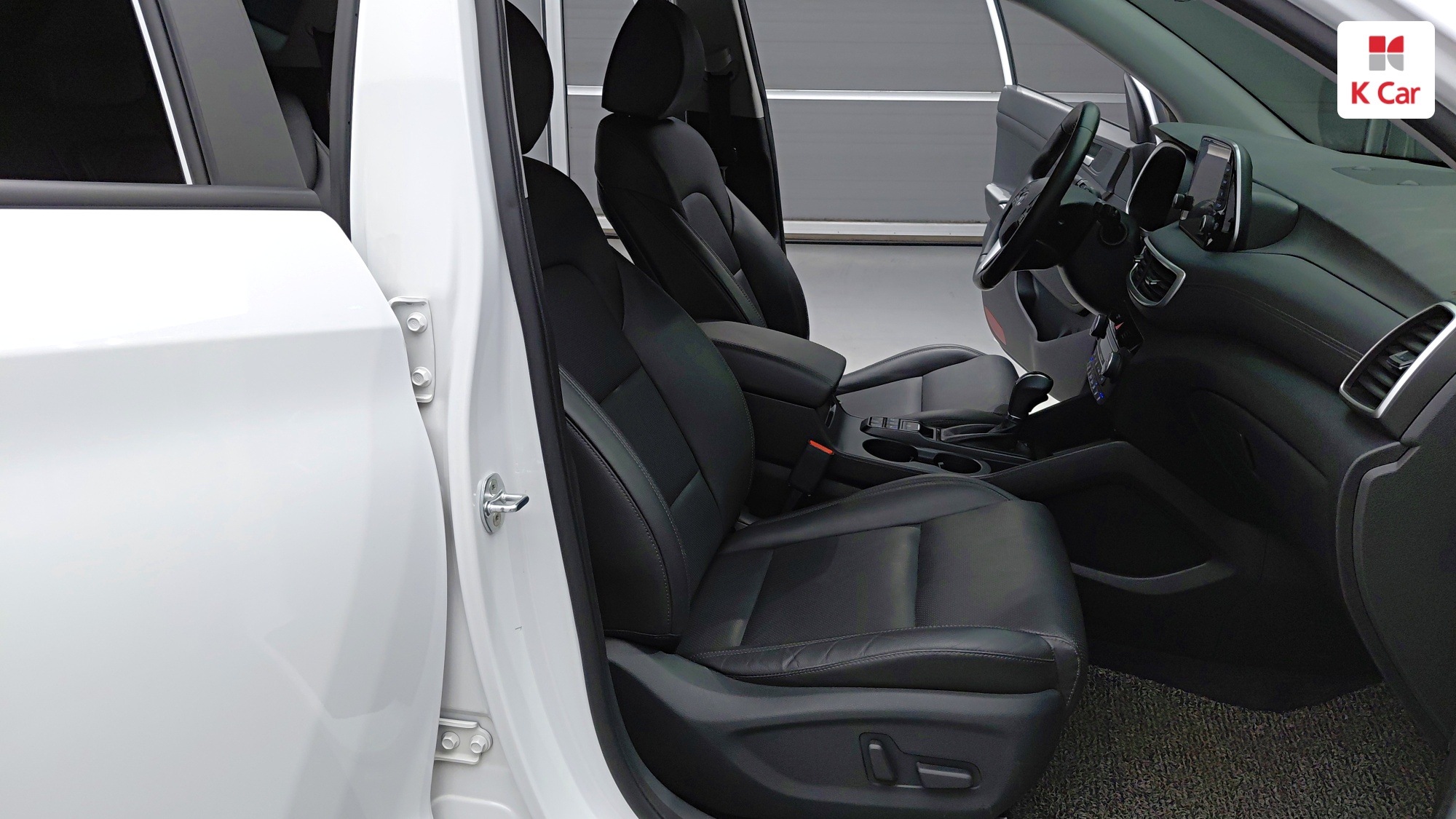 Hyundai TUCSON дизель 2.0 2WD, миниатюра 29