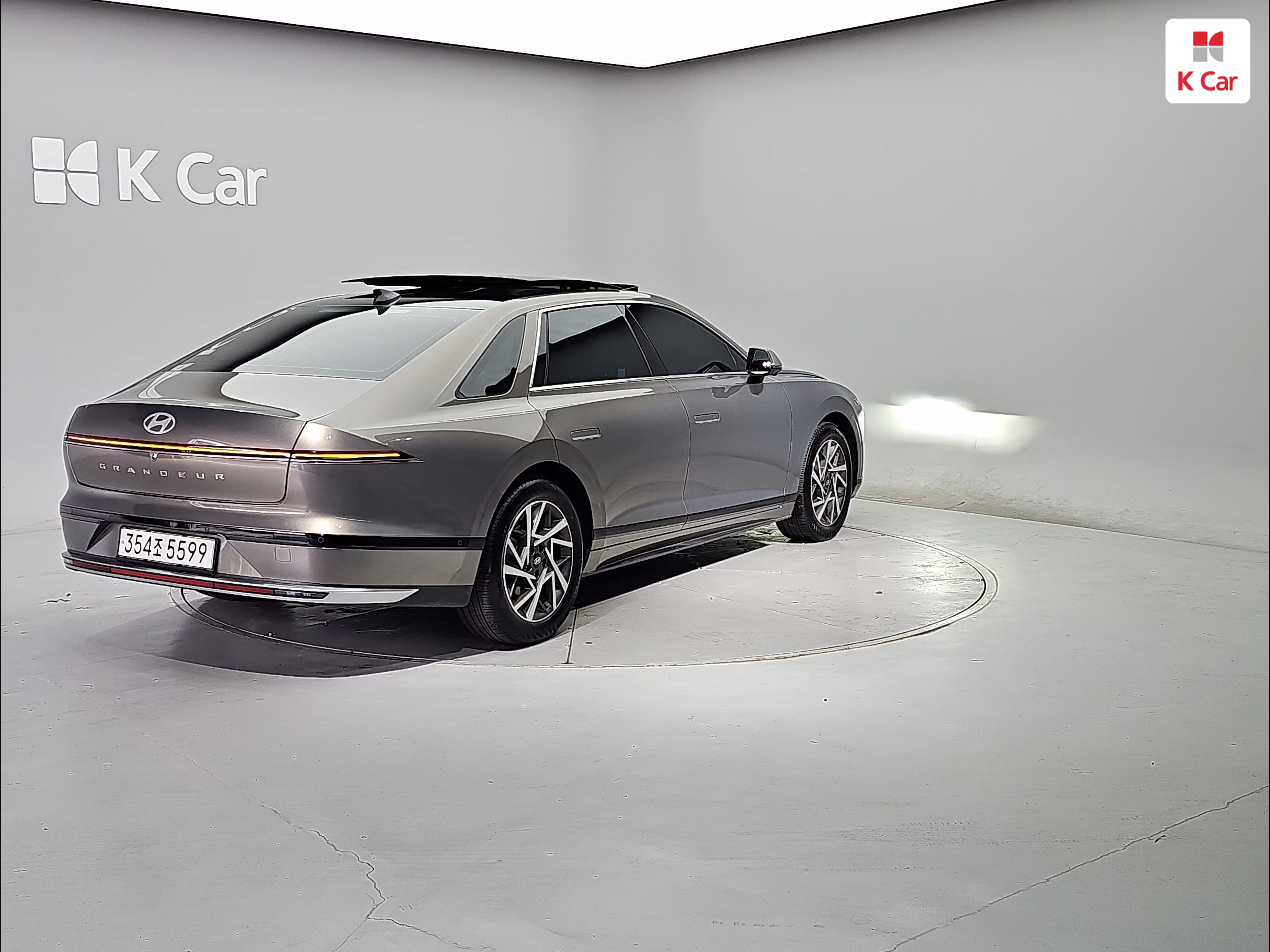 HYUNDAI The All New Grandeur Hybrid 1.6 Hybrid