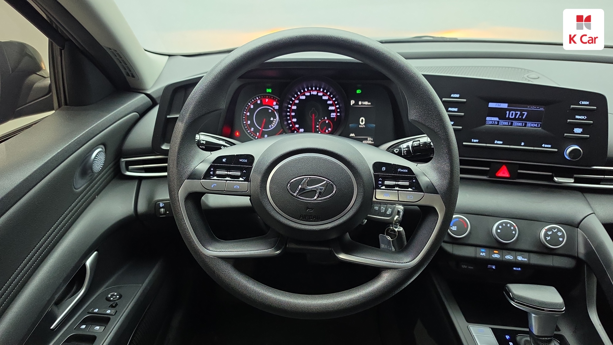 Hyundai Avante бензин 1.6, миниатюра 3
