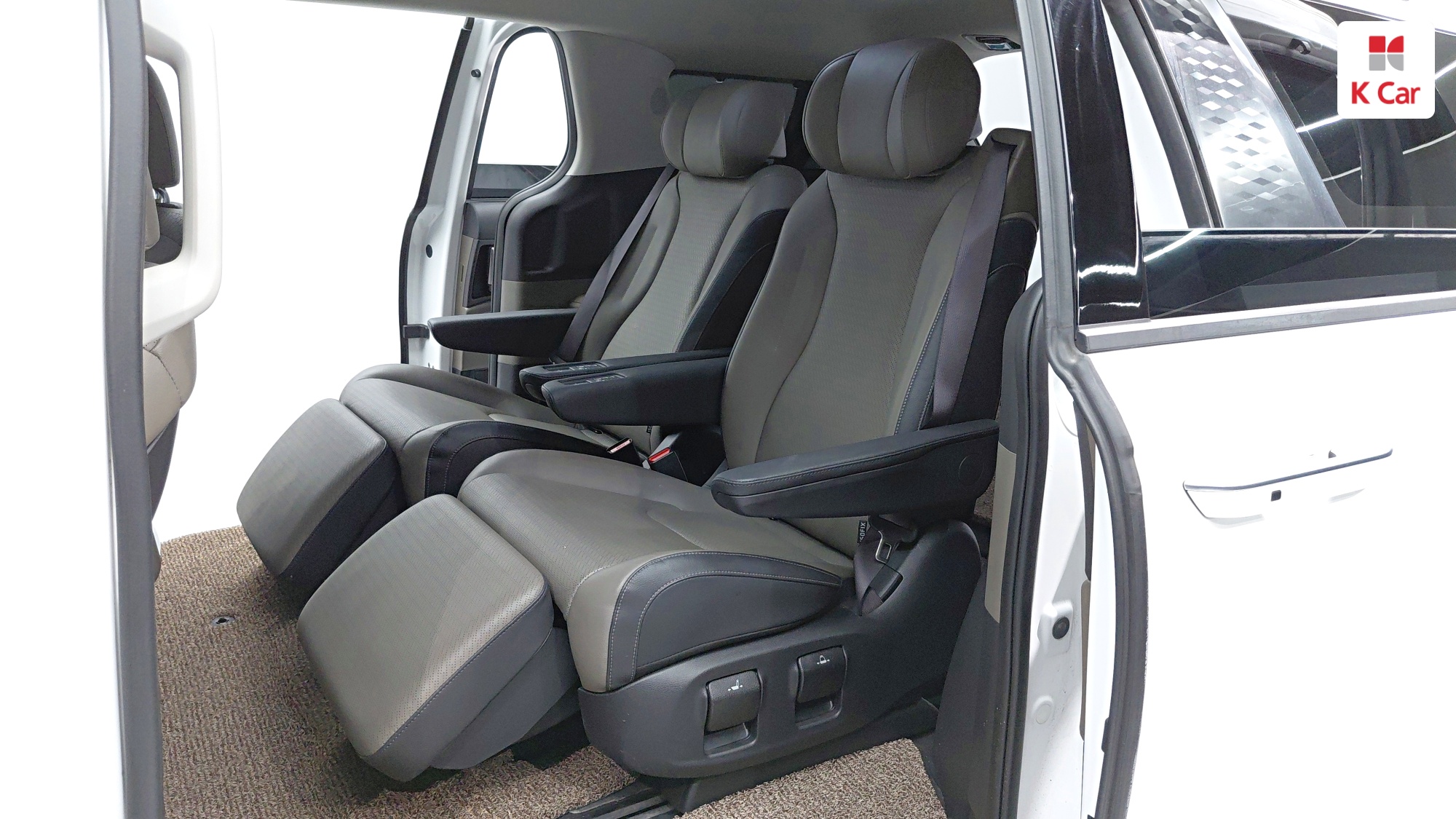 Kia Carnival бензин Turbo 1.6 7 мест, миниатюра 22