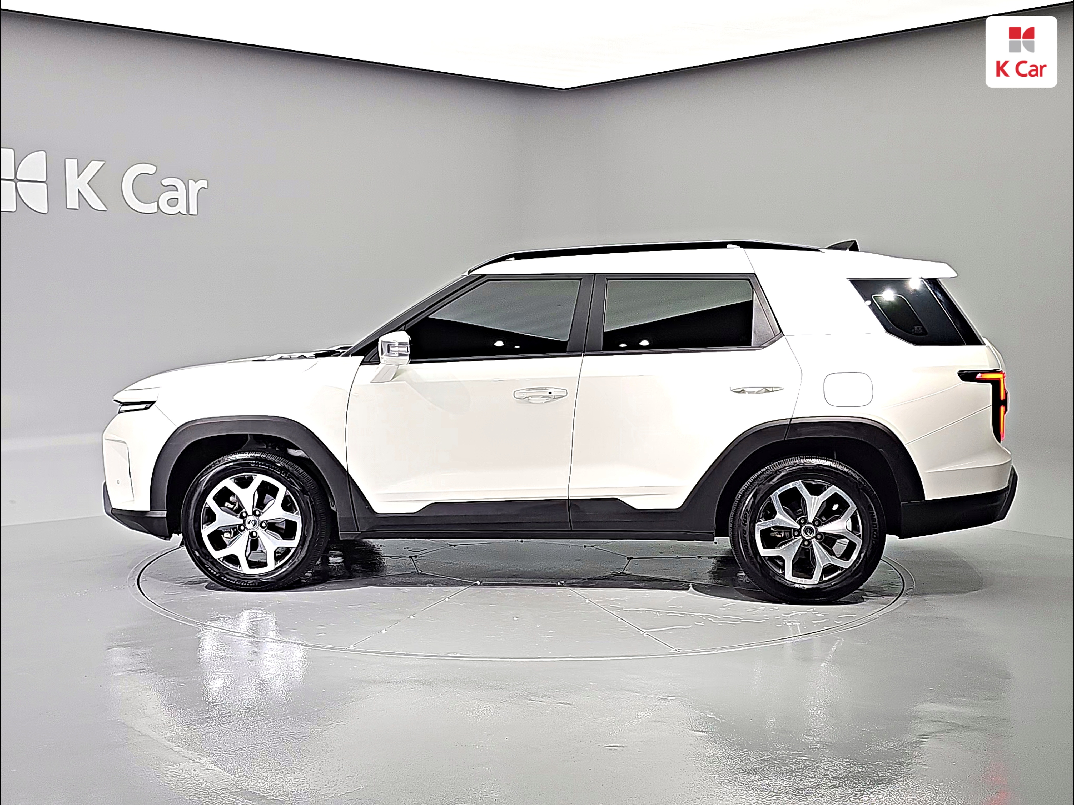 KG MOBILITY(SSANGYONG) Torres 1.5 GDI-T 2WD