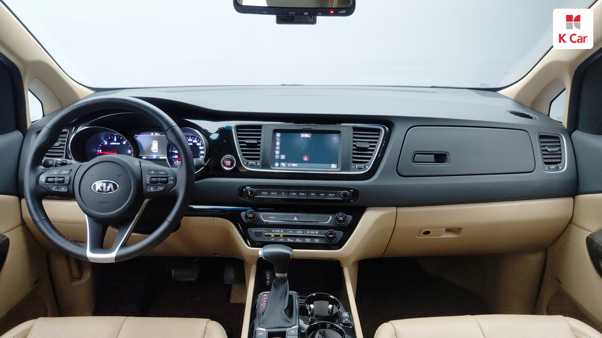 Kia Carnival 7 мест, миниатюра 3