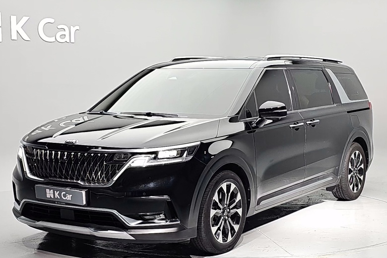 Kia Carnival дизель 2.2 (9 мест) Signature
