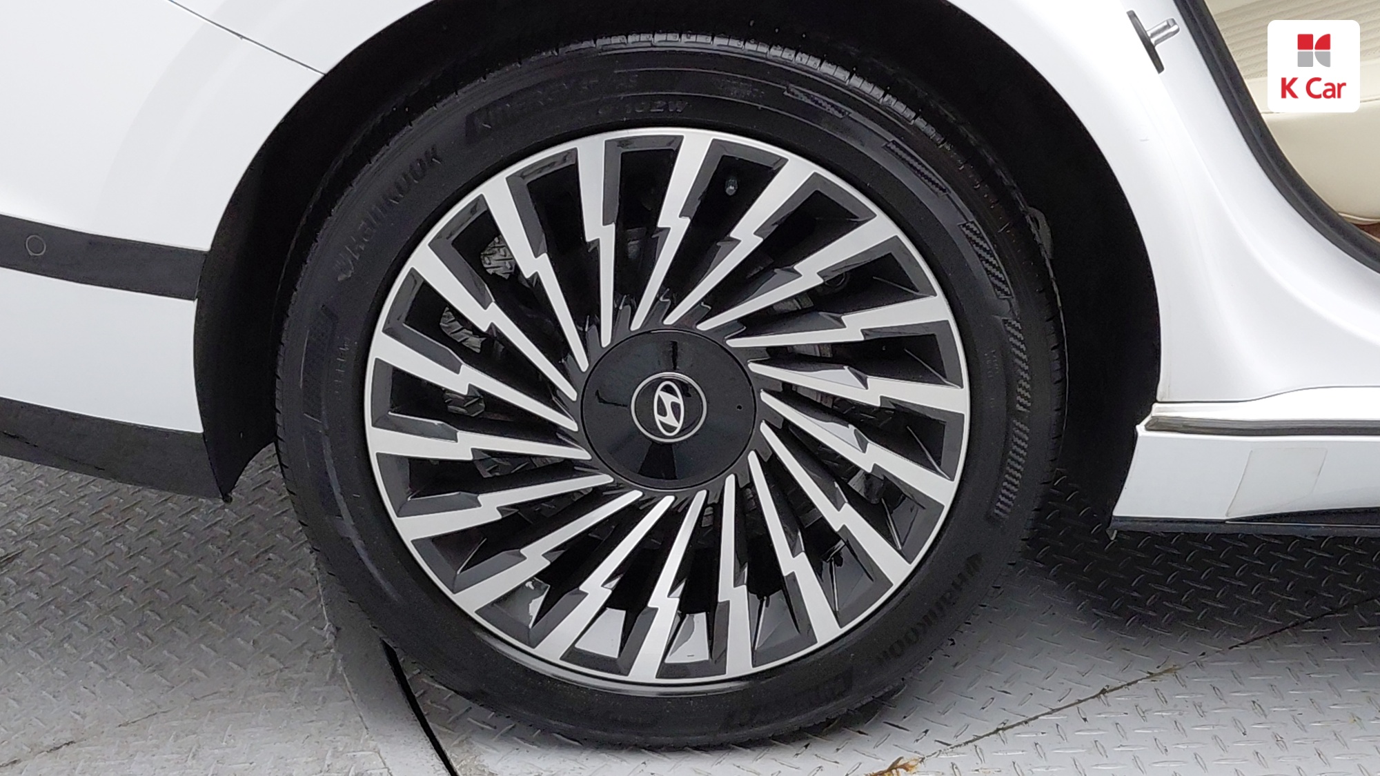Hyundai Grandeur бензин Turbo 1.6 гибрид Calligraphy, миниатюра 5