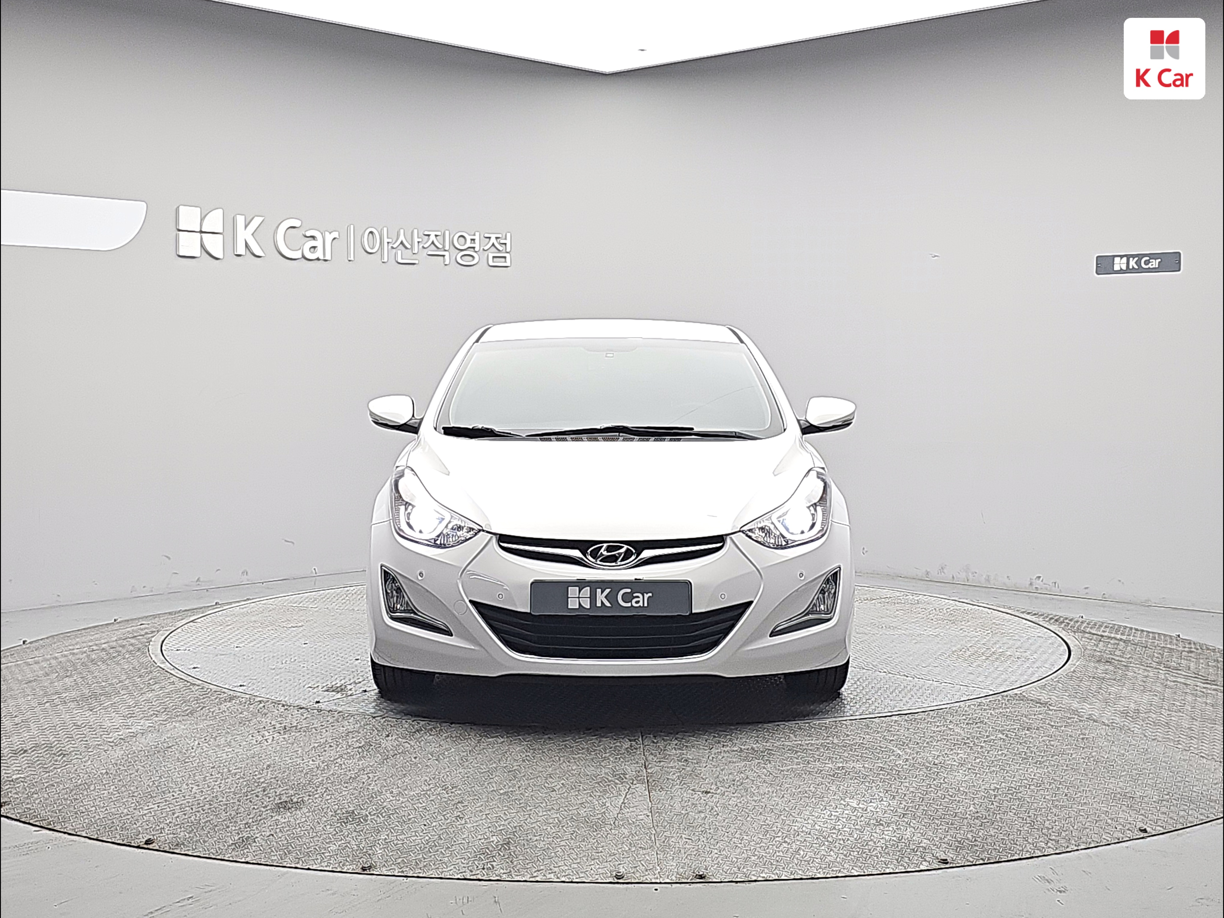 HYUNDAI The New Avante MD 1.6 GDI