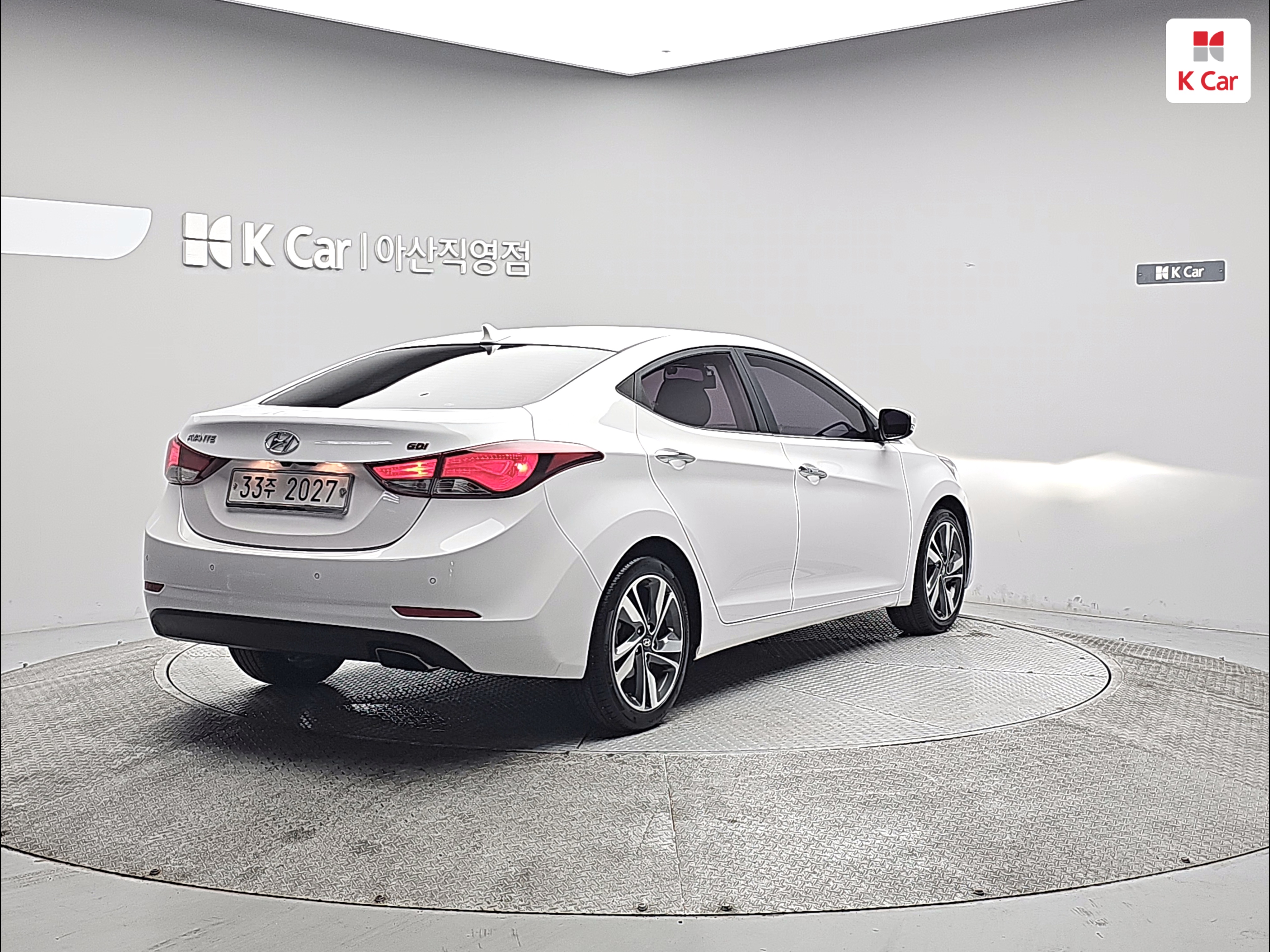HYUNDAI The New Avante MD 1.6 GDI