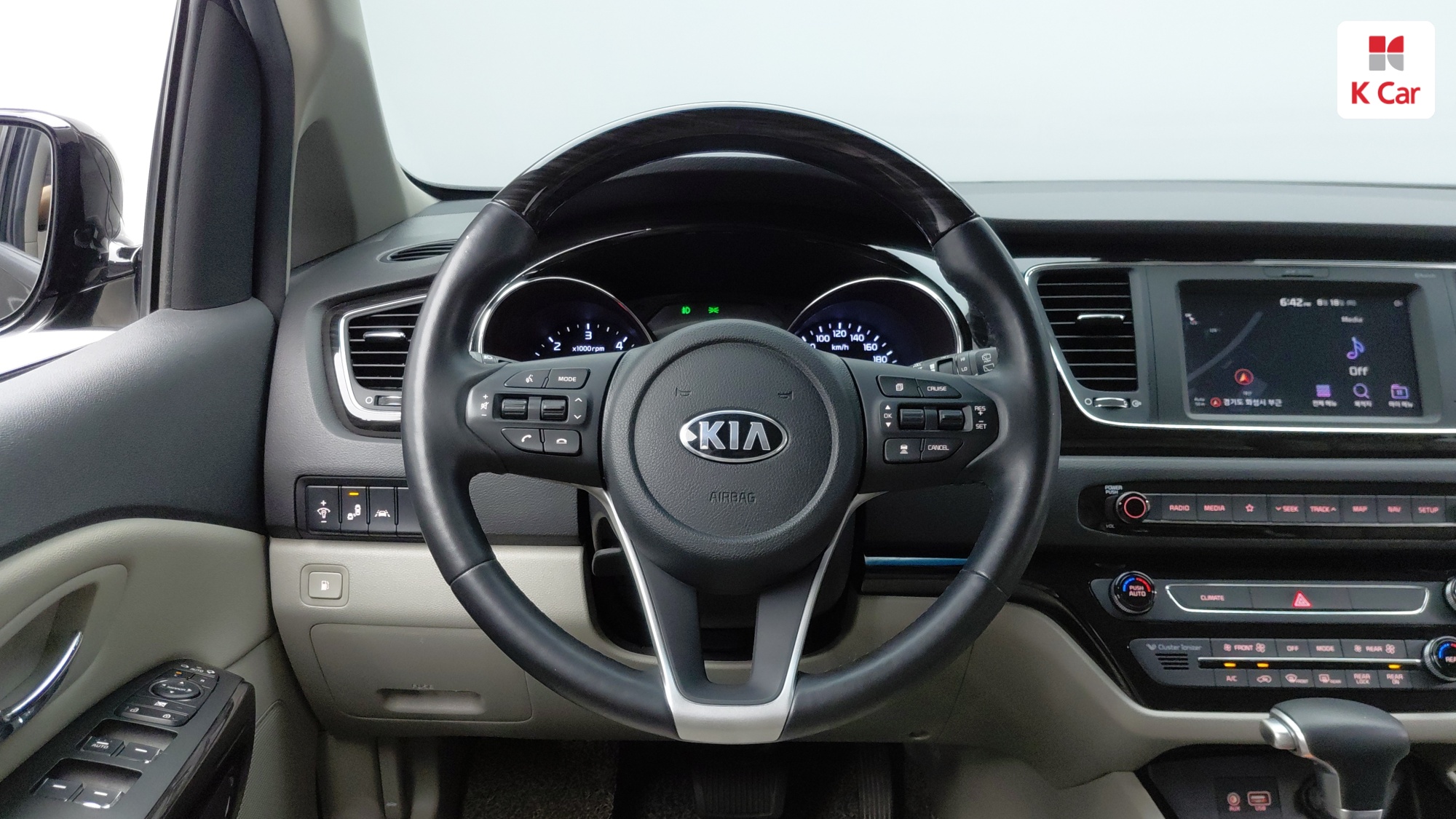 Kia Carnival 7 мест VIP, миниатюра 13