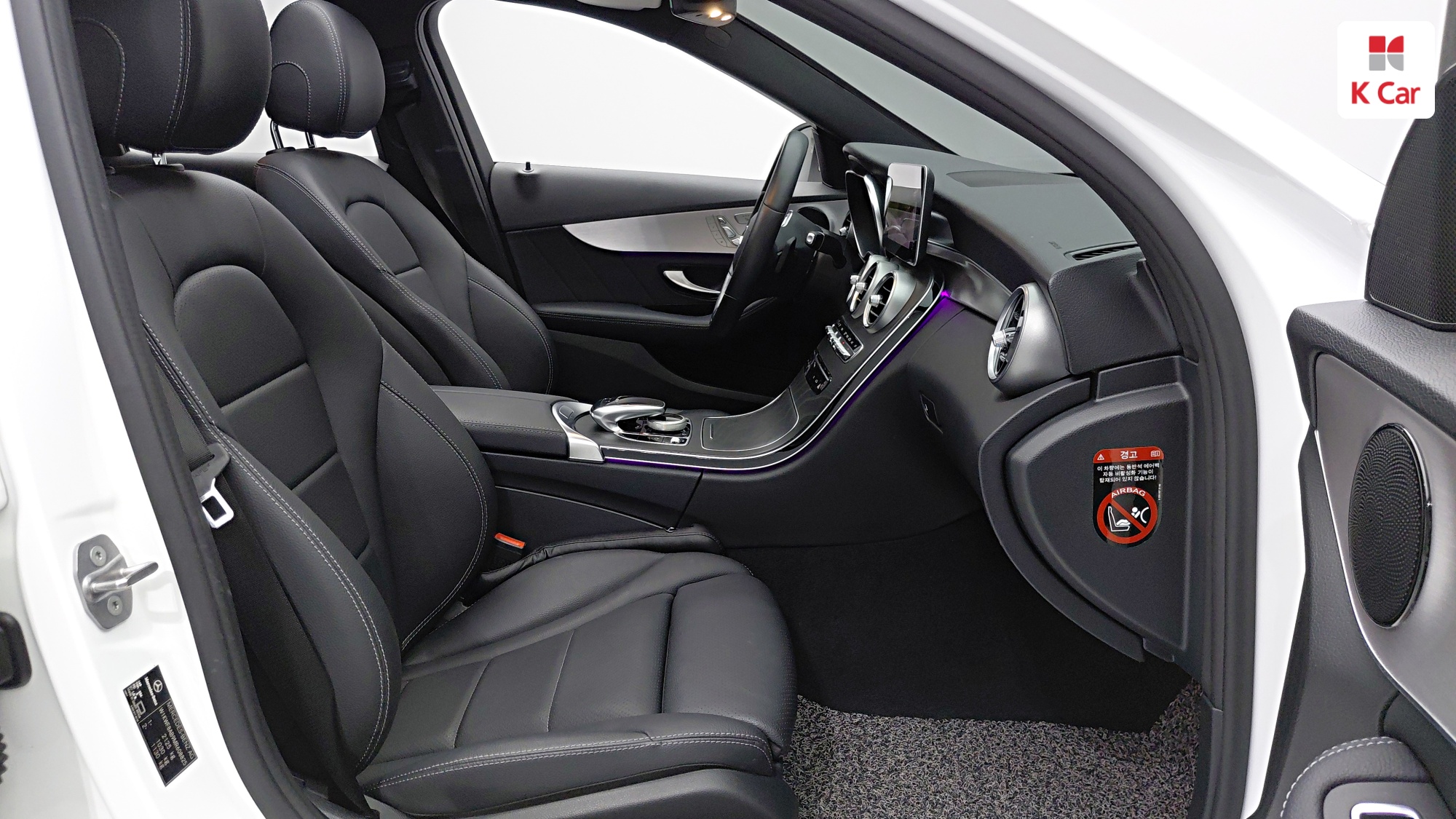 Mercedes-Benz C-Class C200 AMG Line, миниатюра 11
