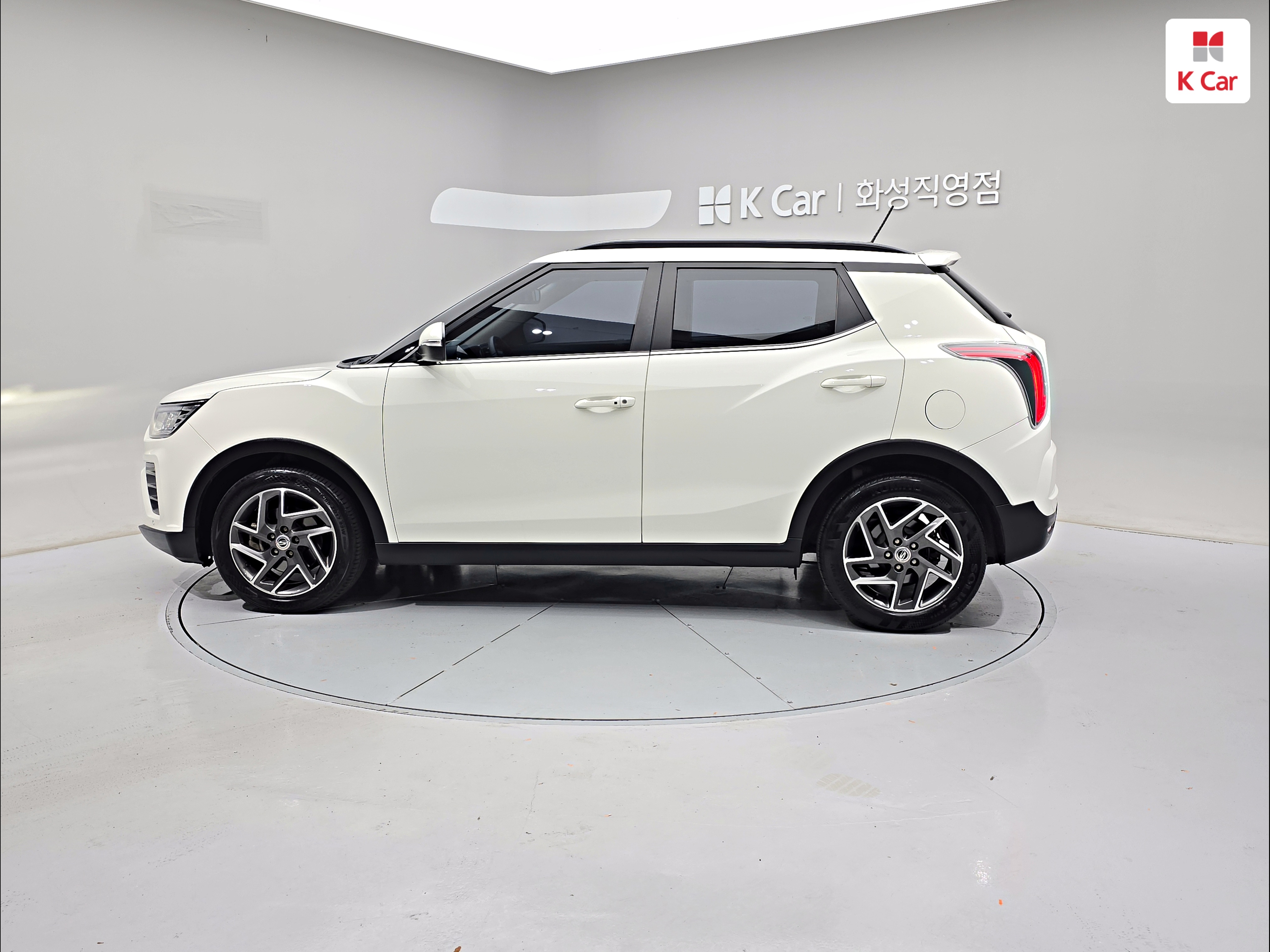 KGM 베리 뉴 티볼리 1.5 가솔린 2WD V3