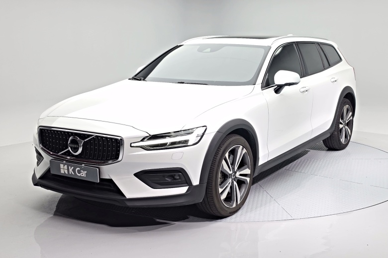Volvo V60 бензин 4WD B5 AWD