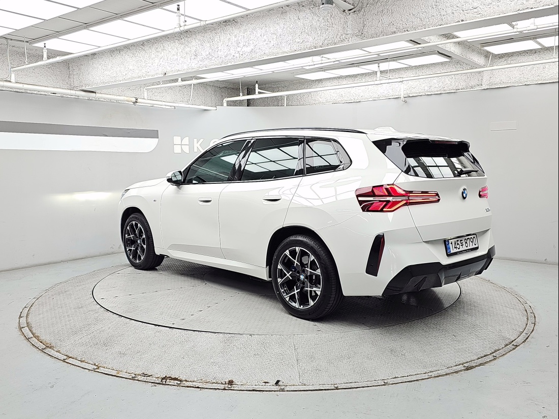 BMW X3 Petrol 2.0 — 3