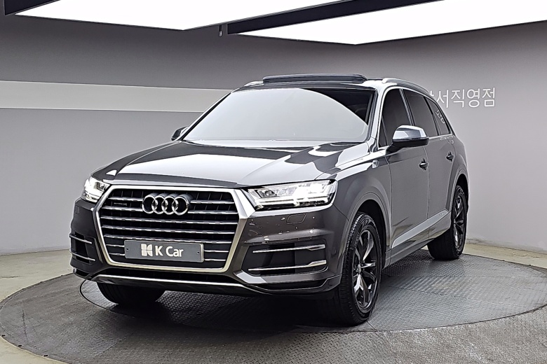 أودي Q7