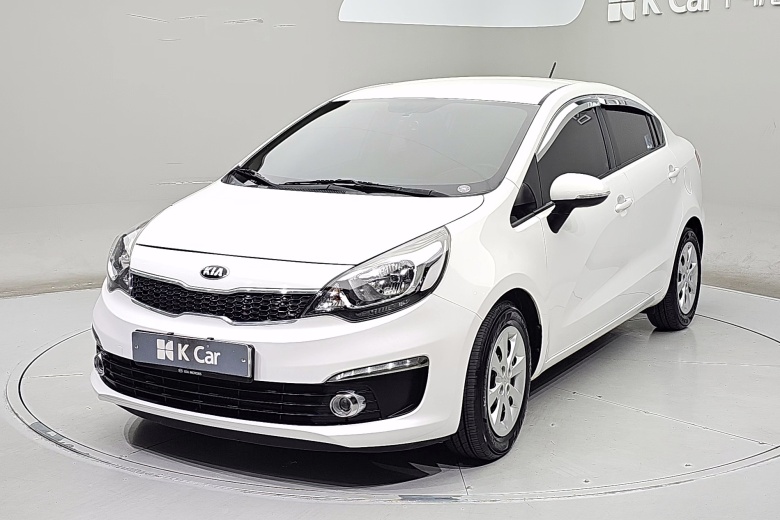 기아 더 뉴 프라이드 4DR 1.4 MPI 트렌디