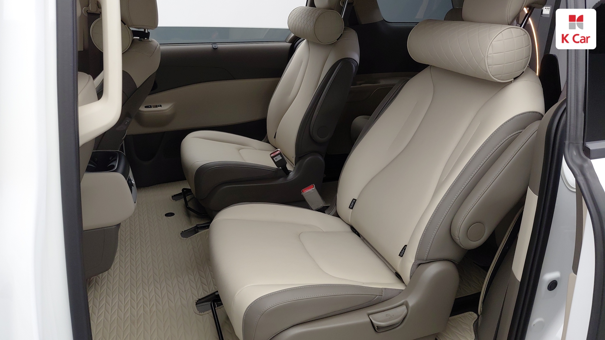 Kia Carnival бензин Turbo 1.6 9 мест, миниатюра 18