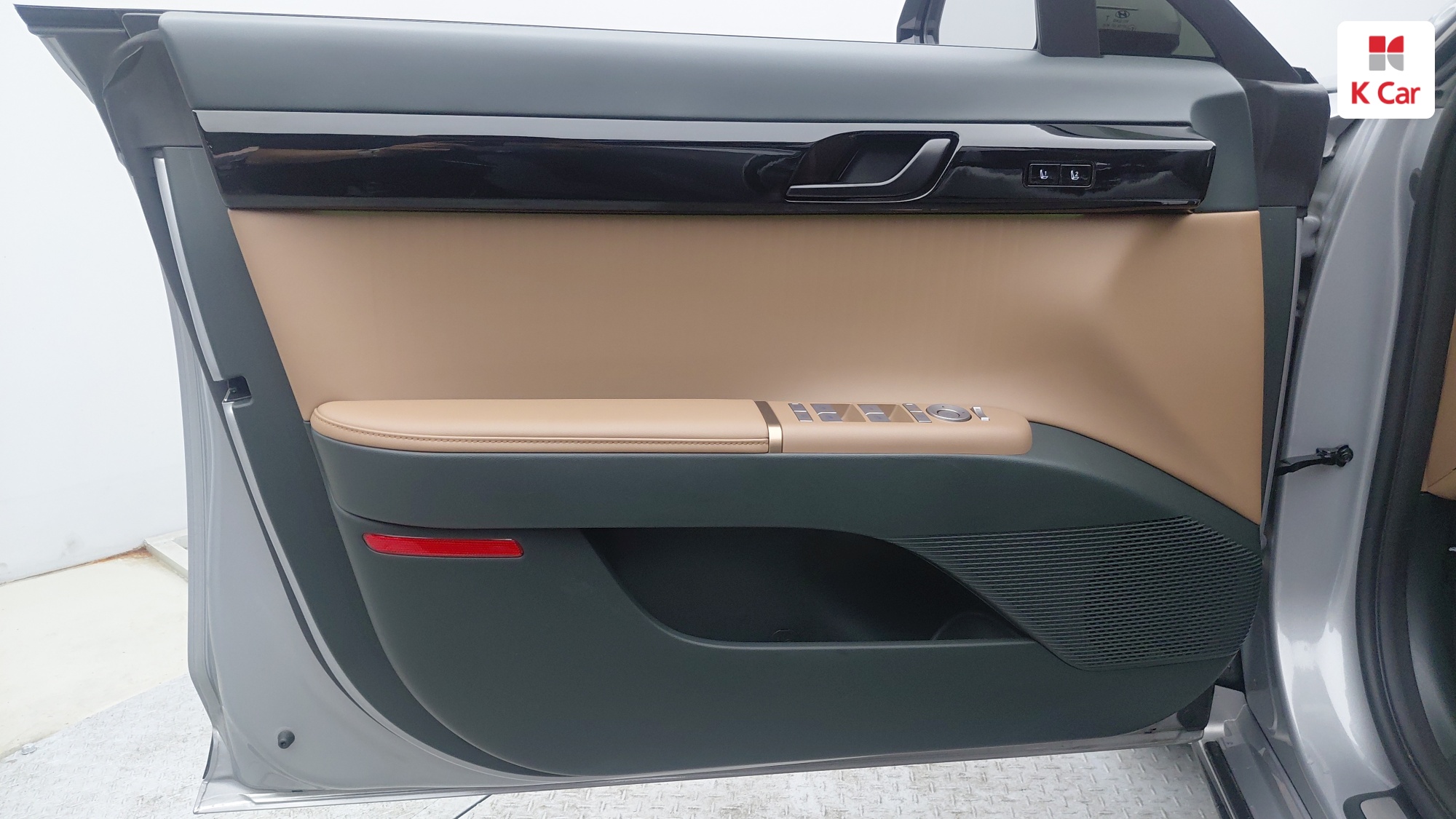 Hyundai Grandeur бензин Turbo 1.6 гибрид Calligraphy, миниатюра 14