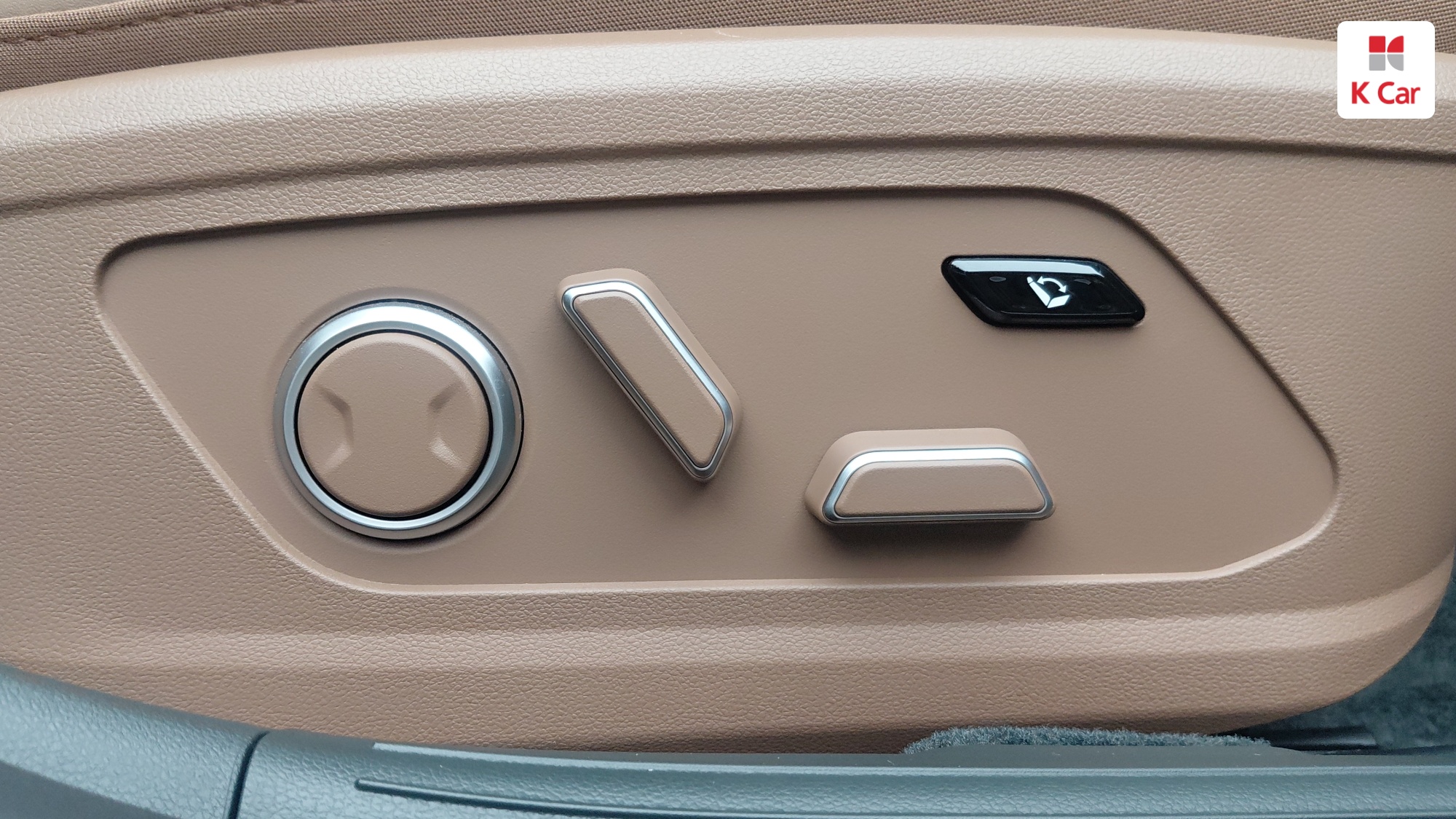 Hyundai Grandeur бензин Turbo 1.6 гибрид Calligraphy, миниатюра 17