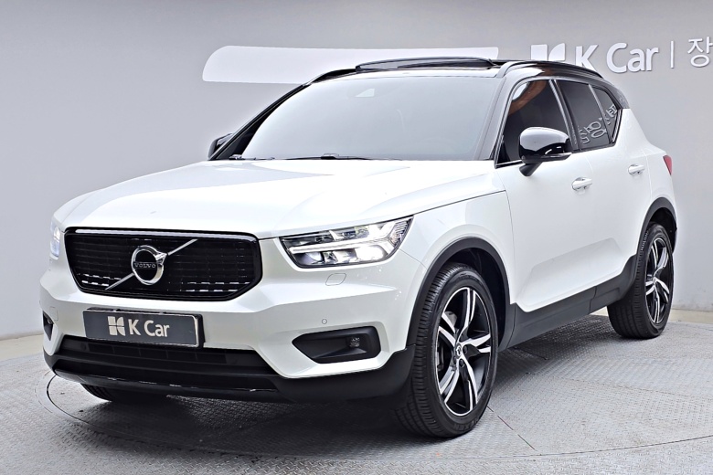 فولفو XC40