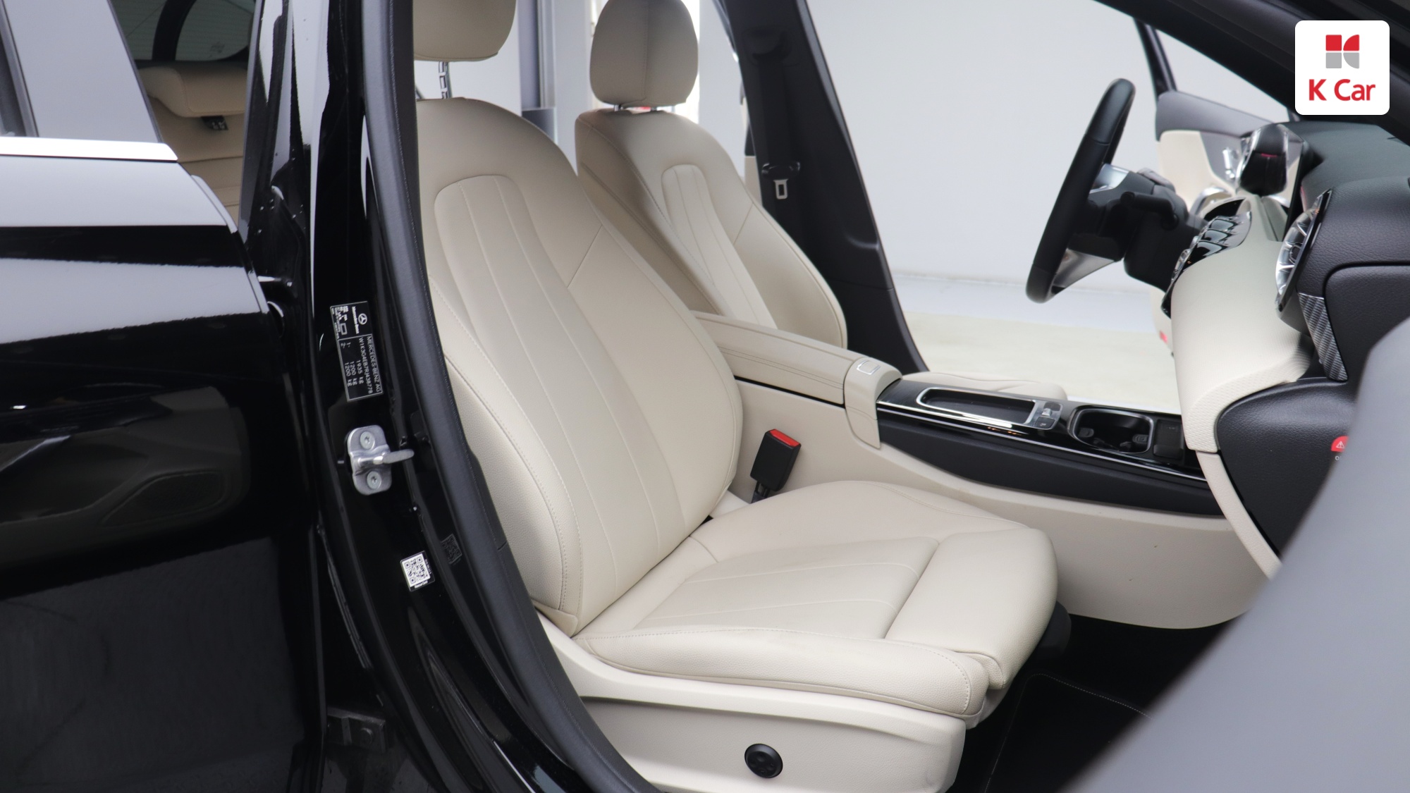 Mercedes-Benz A-Class бензин 2WD A220, миниатюра 10